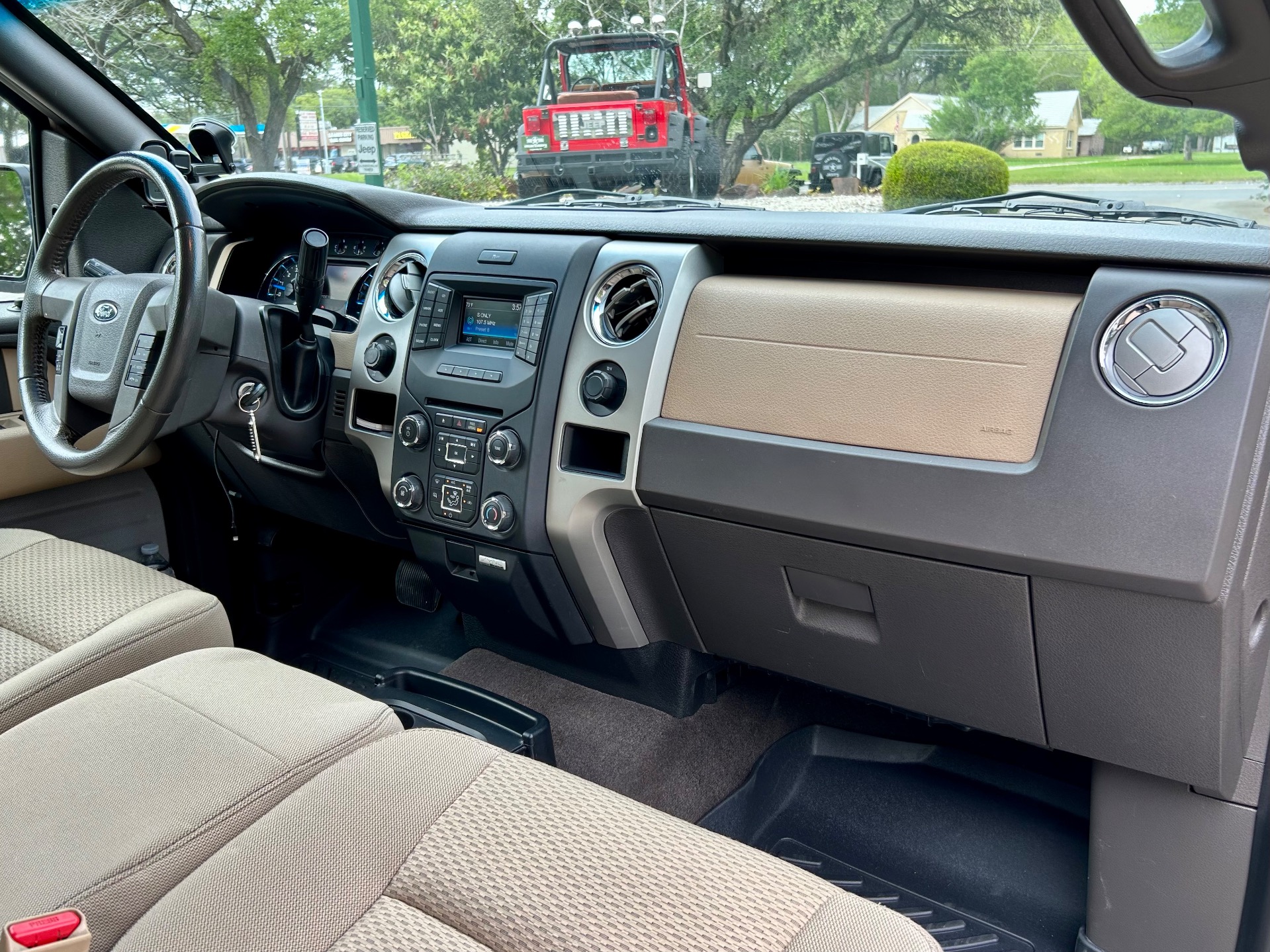 Used-2014-Ford-F-150-XLT