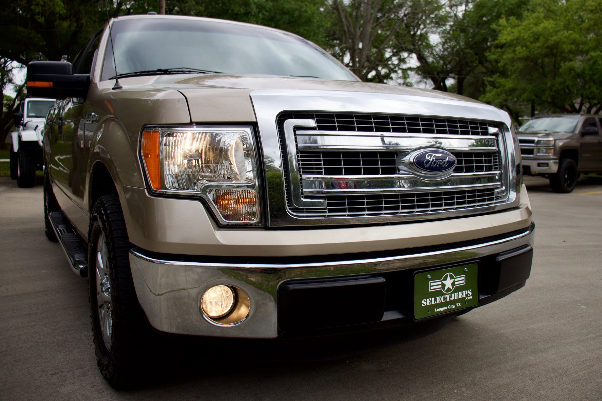 Used-2014-Ford-F-150-XLT