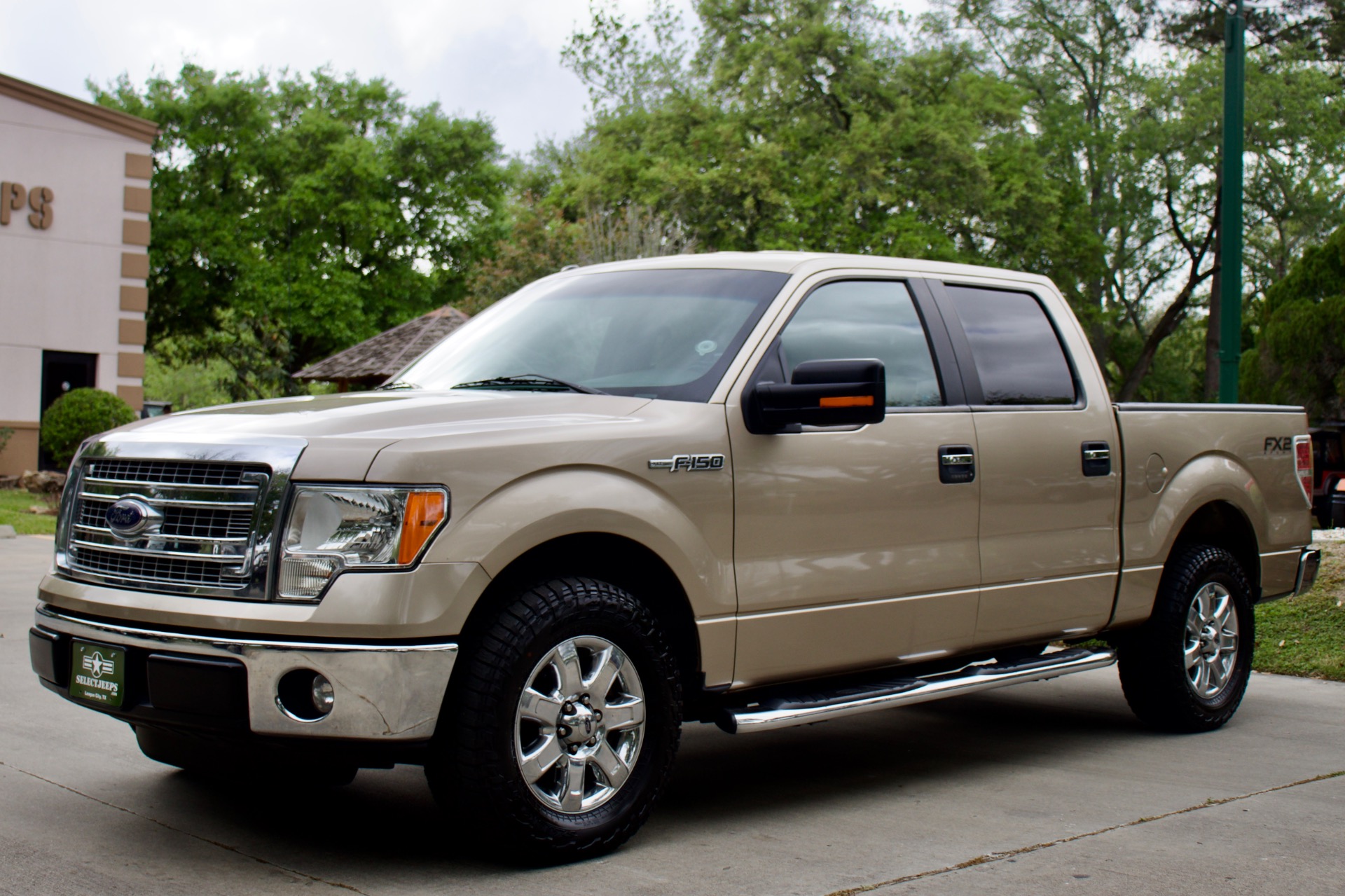 Used-2014-Ford-F-150-XLT