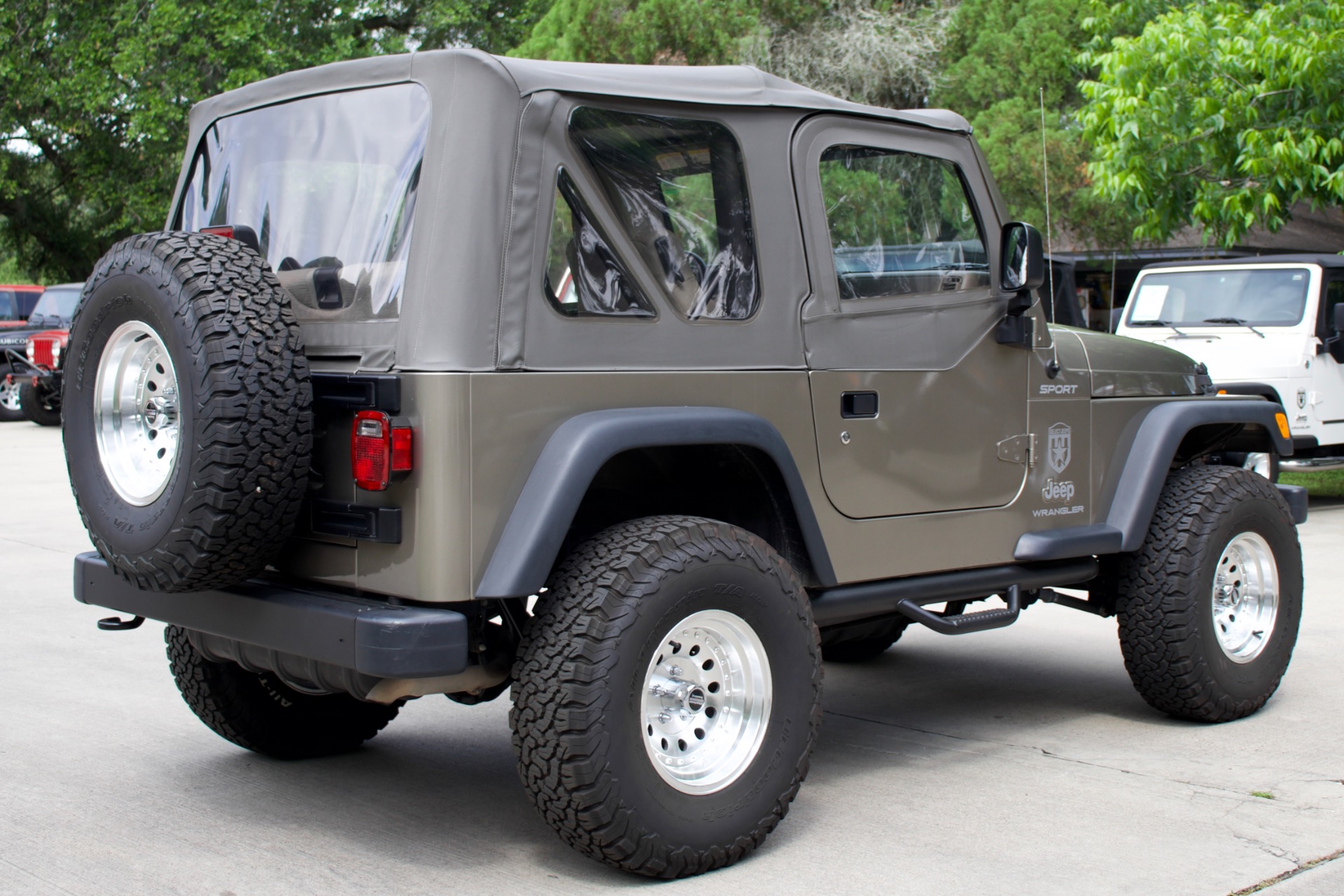 Used-2004-Jeep-Wrangler-Sport-Sport