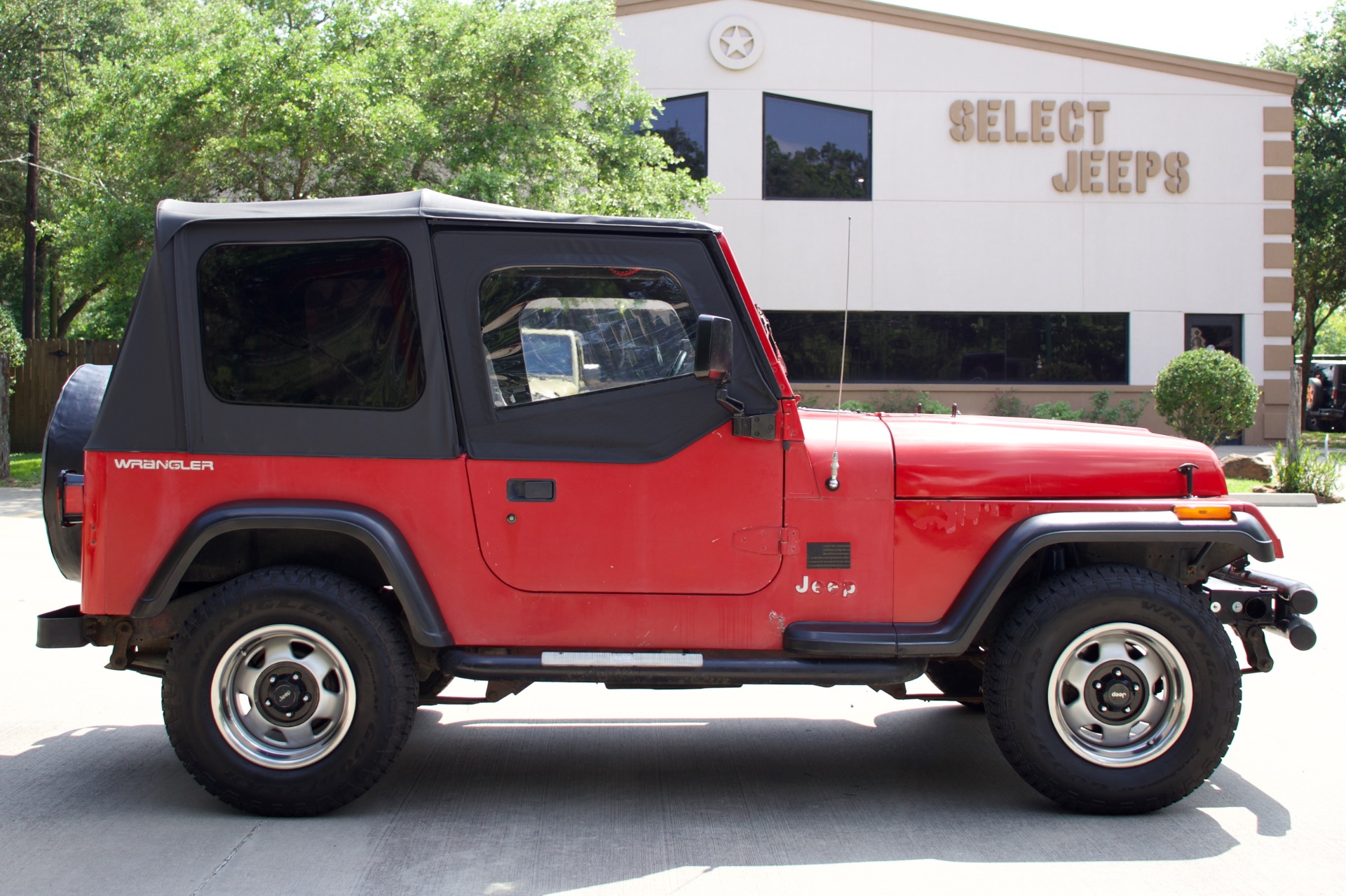 Used-1995-Jeep-Wrangler-S