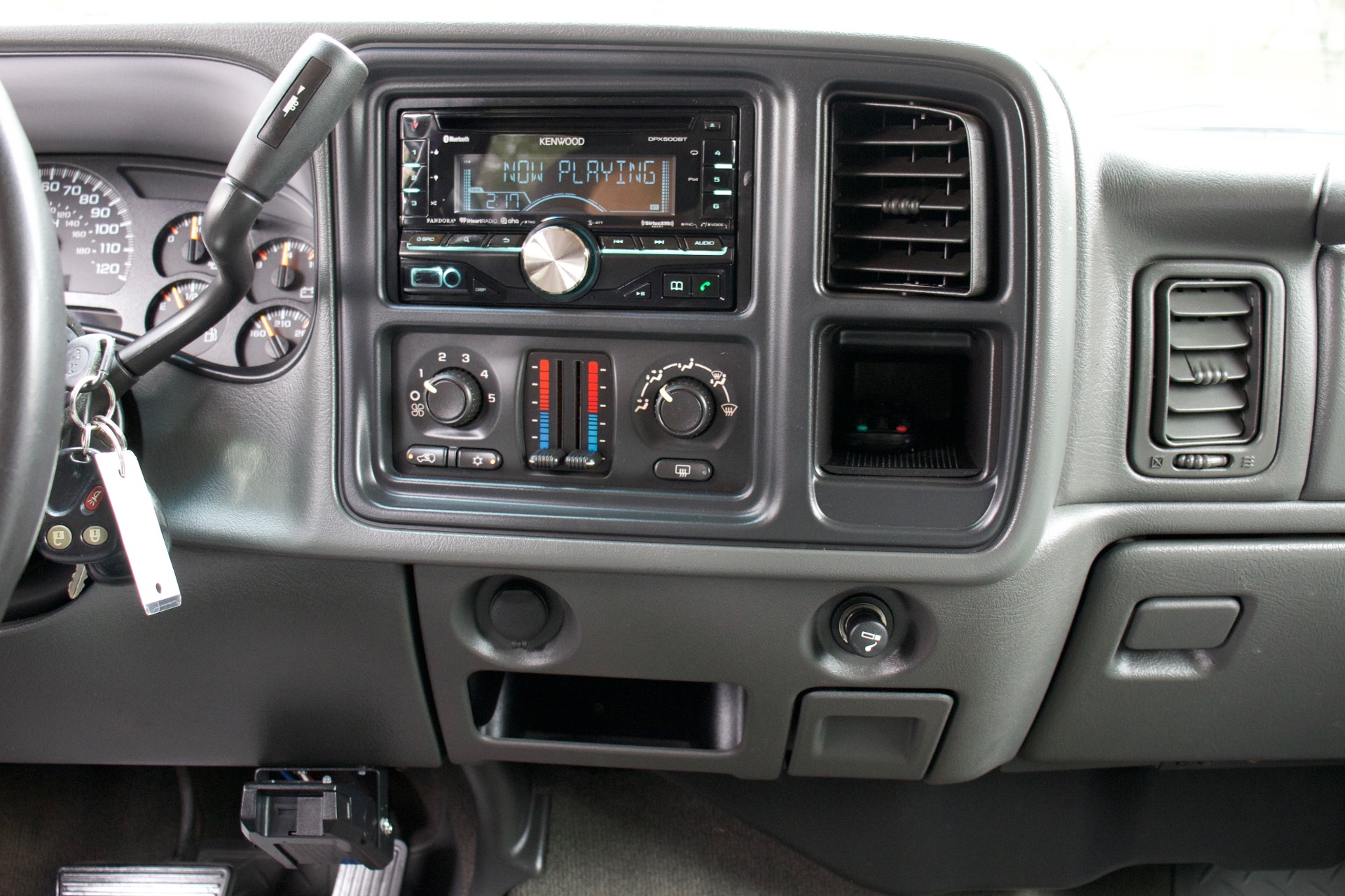 Used-2005-Chevrolet-Silverado-1500-LS