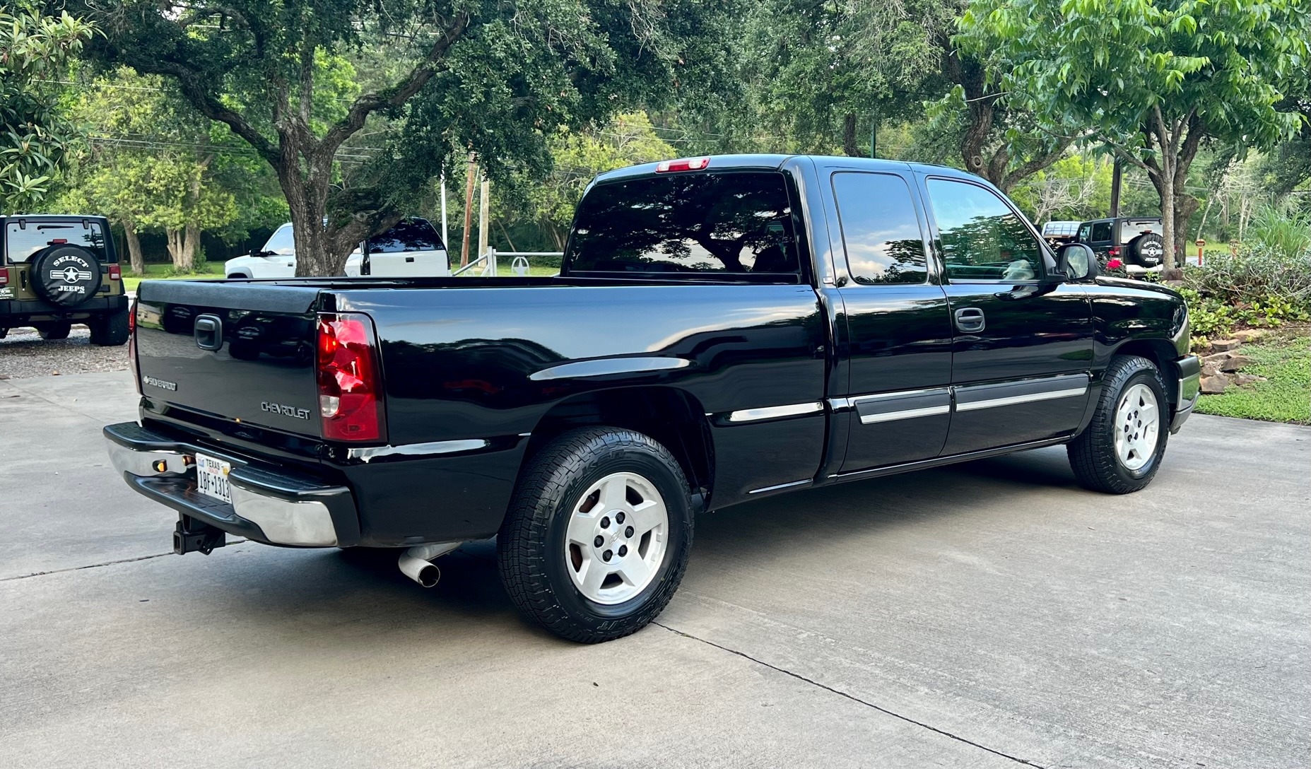 Used-2005-Chevrolet-Silverado-1500-LS