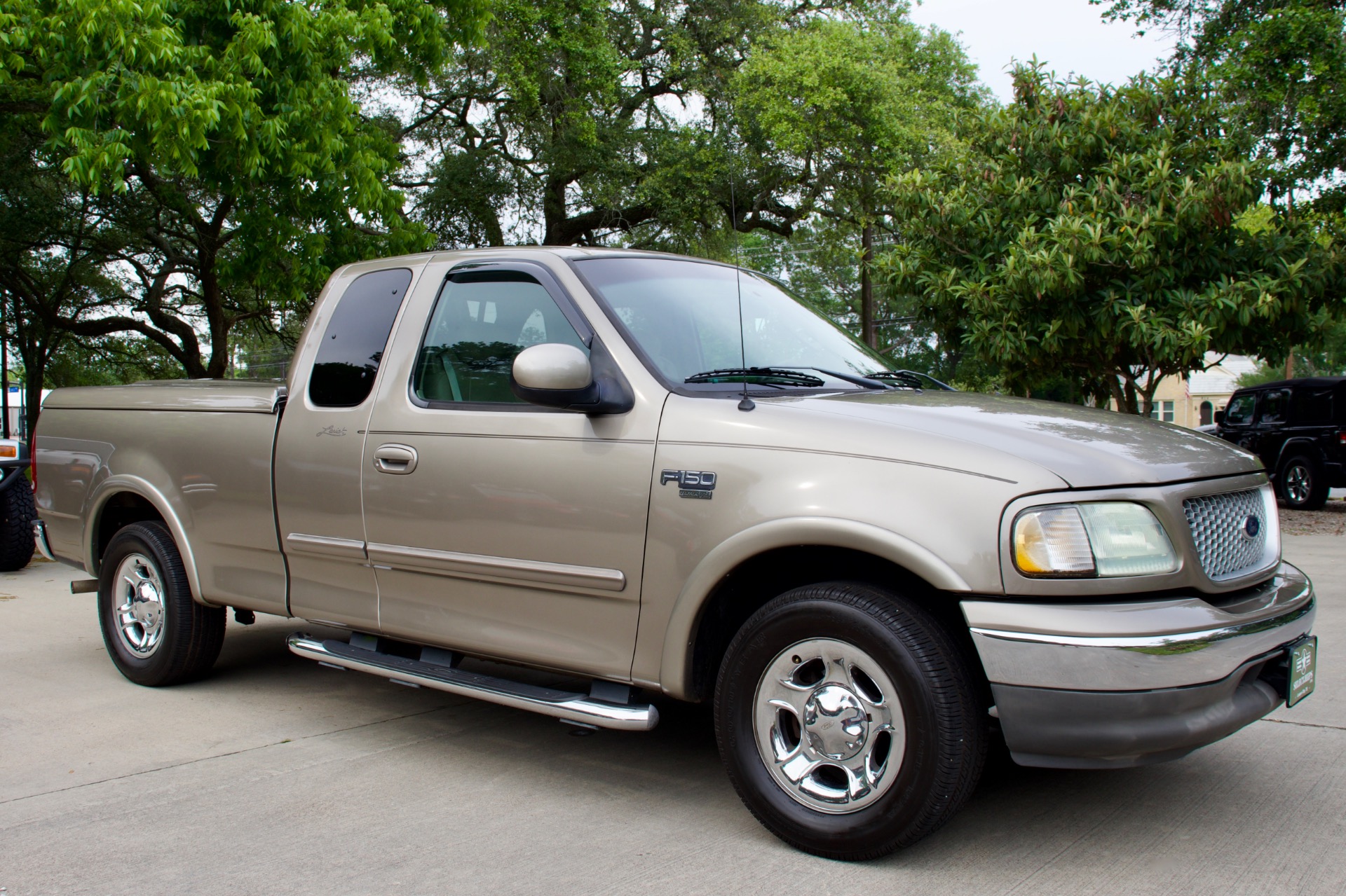 Used-2003-Ford-F-150-Lariat