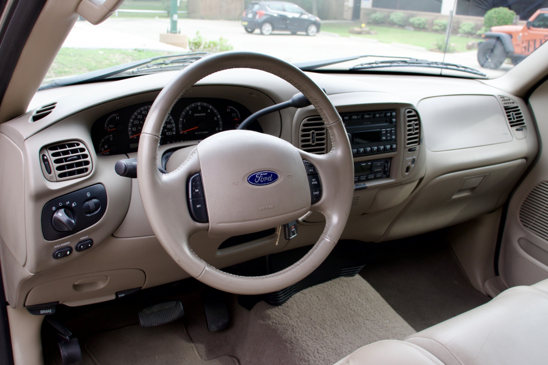 Used-2003-Ford-F-150-Lariat