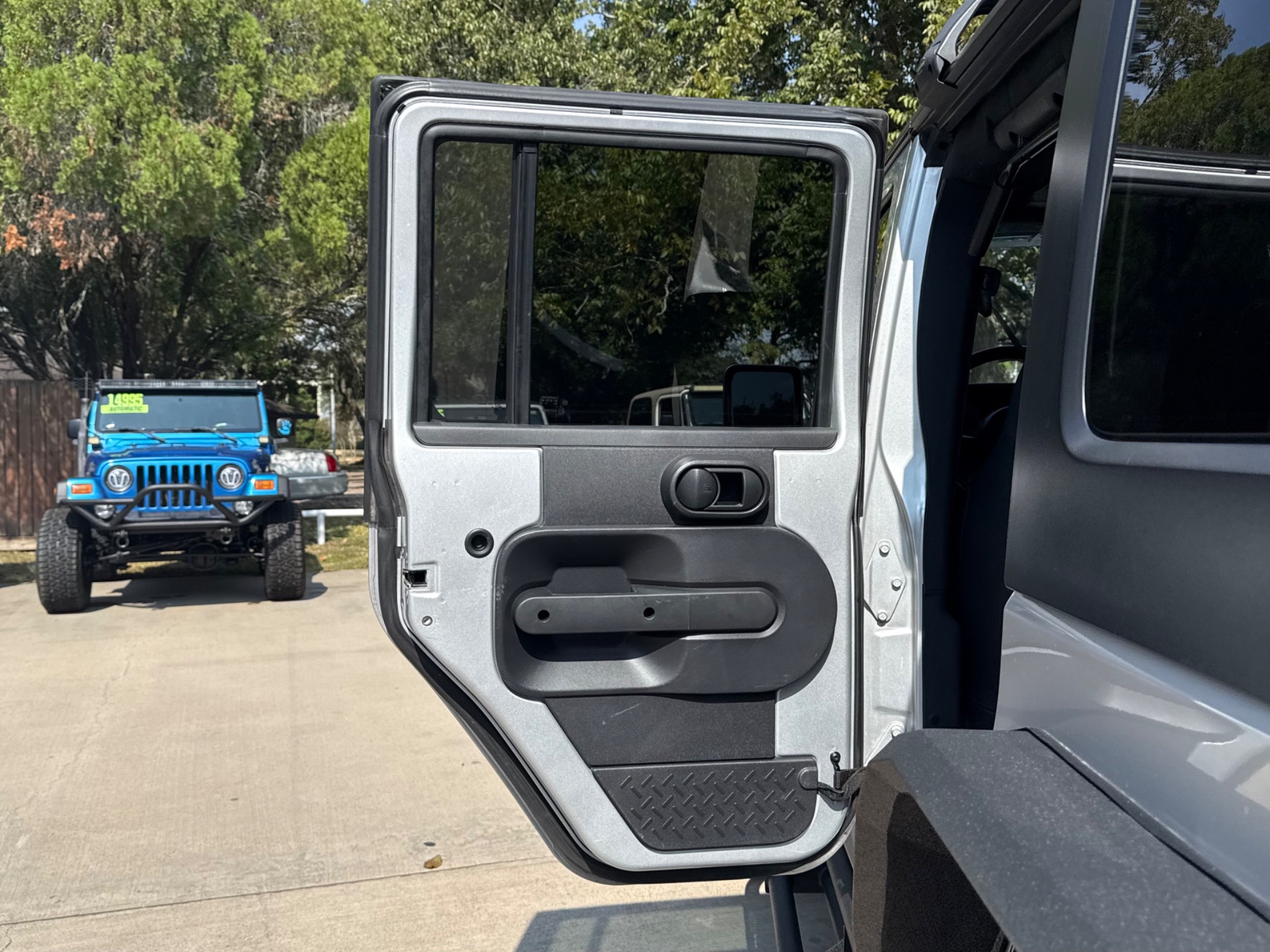 Used-2008-Jeep-Wrangler-Unlimited-Rubicon