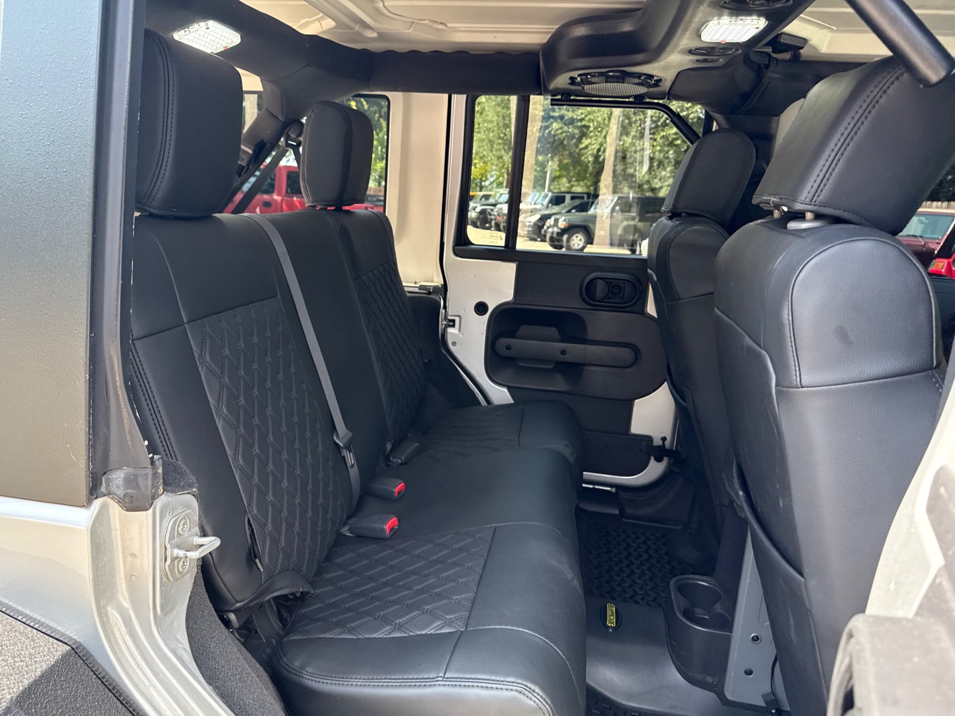 Used-2008-Jeep-Wrangler-Unlimited-Rubicon