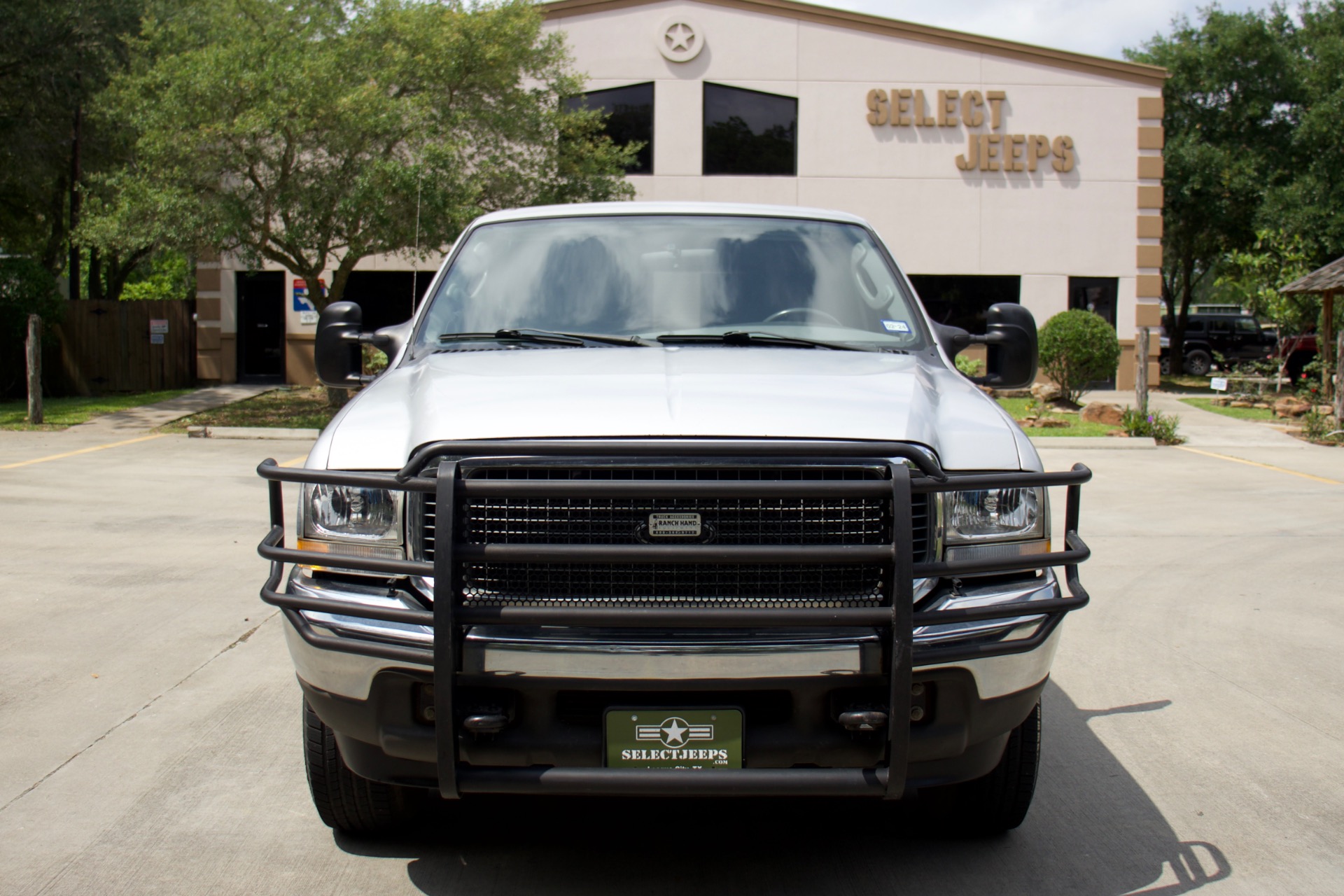 Used-2004-Ford-Excursion-XLT-4x4-XLT