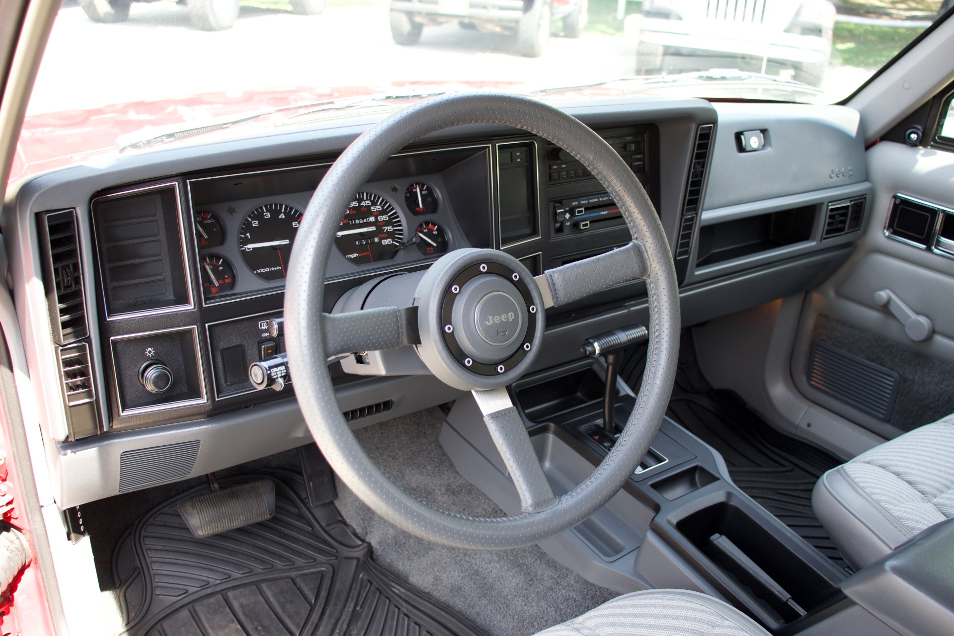 Used-1988-Jeep-Cherokee-Pioneer