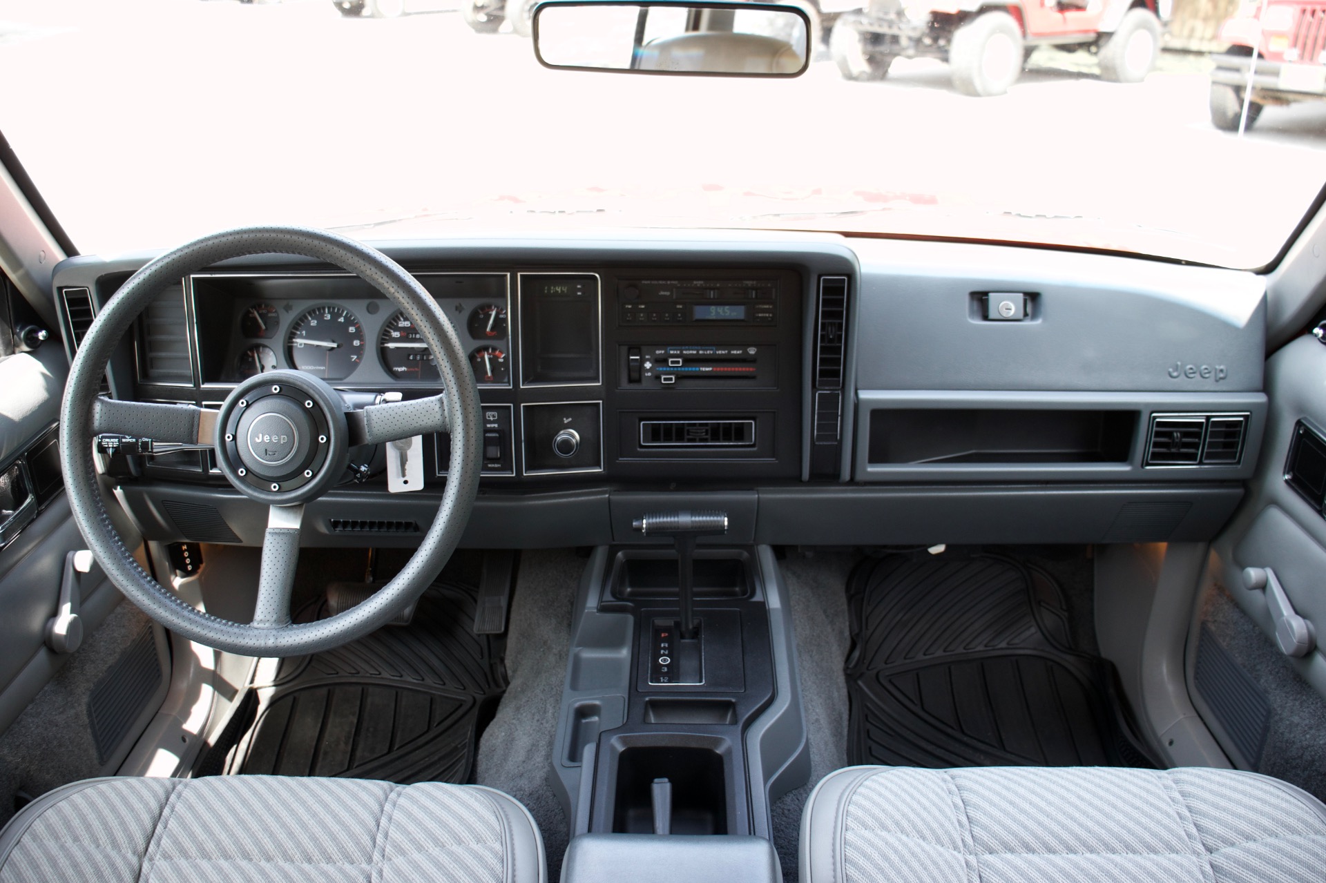 Used-1988-Jeep-Cherokee-Pioneer