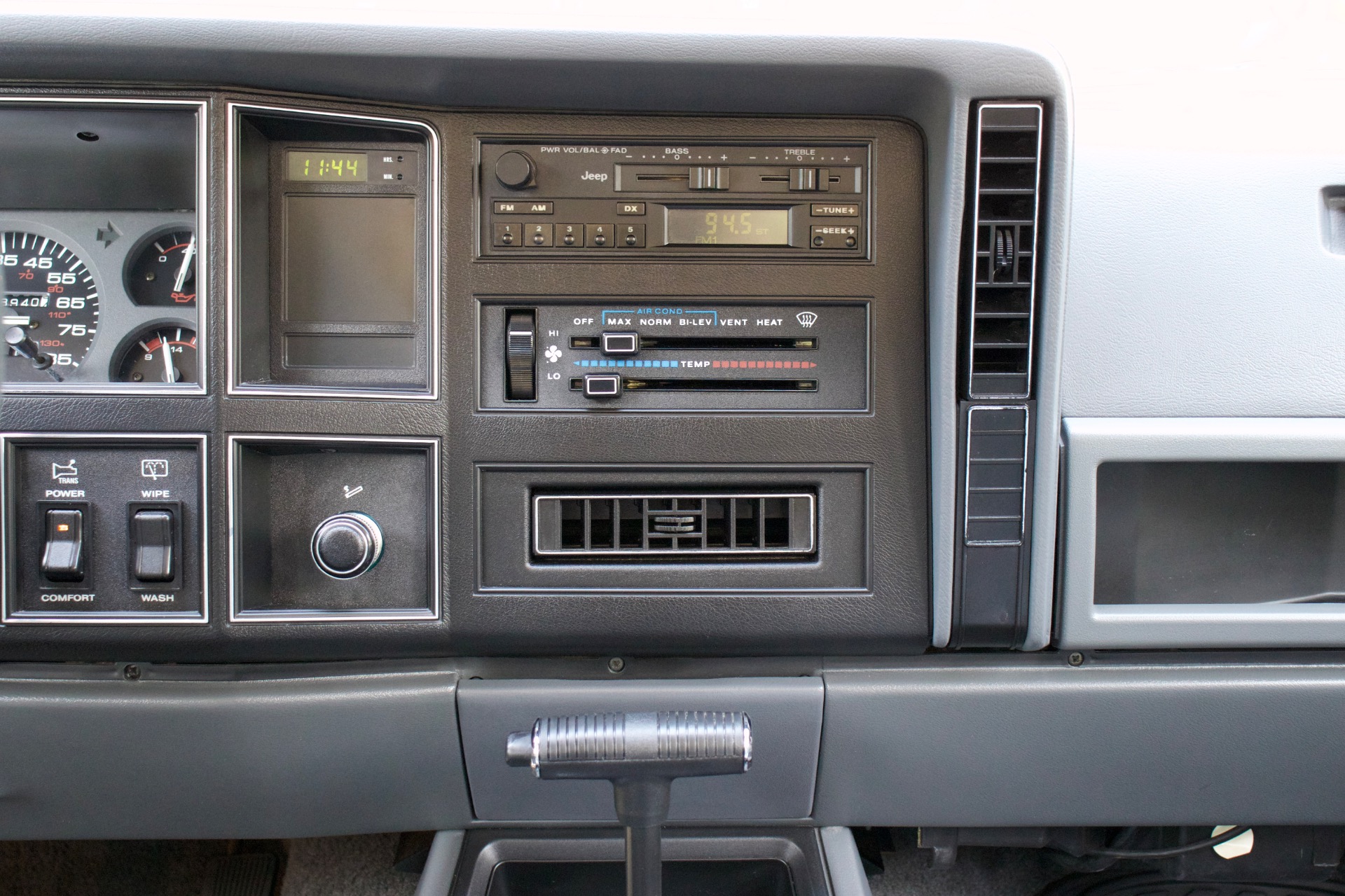 Used-1988-Jeep-Cherokee-Pioneer