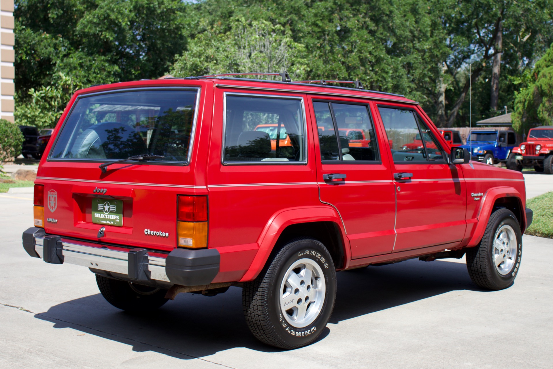 Used-1988-Jeep-Cherokee-Pioneer