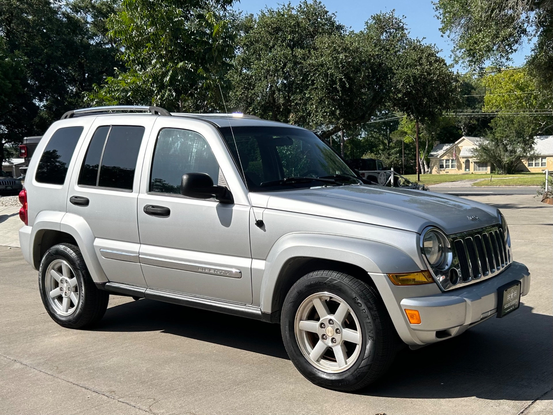 Used-2007-Jeep-Liberty-Limited-Limited