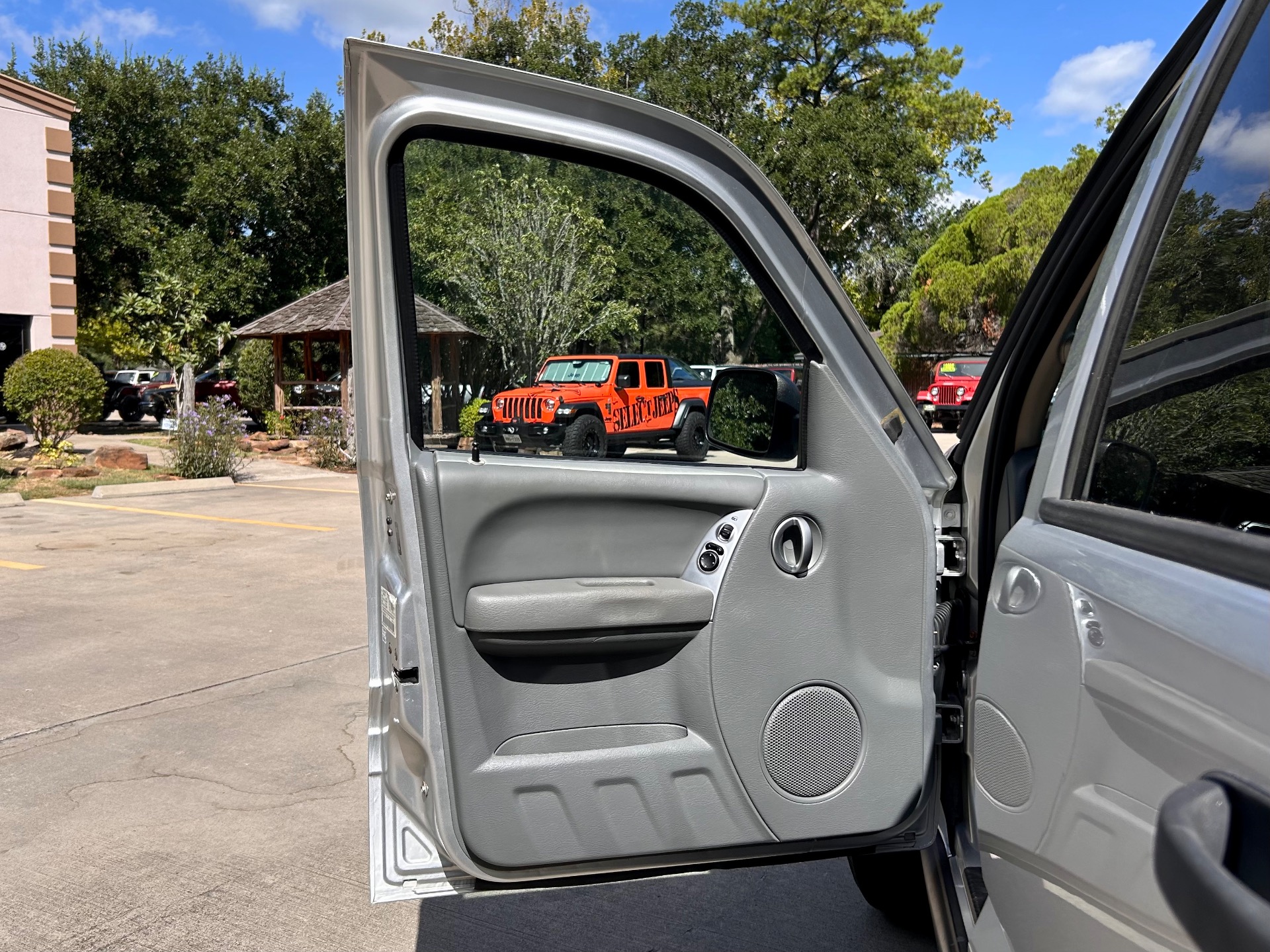 Used-2007-Jeep-Liberty-Limited-Limited