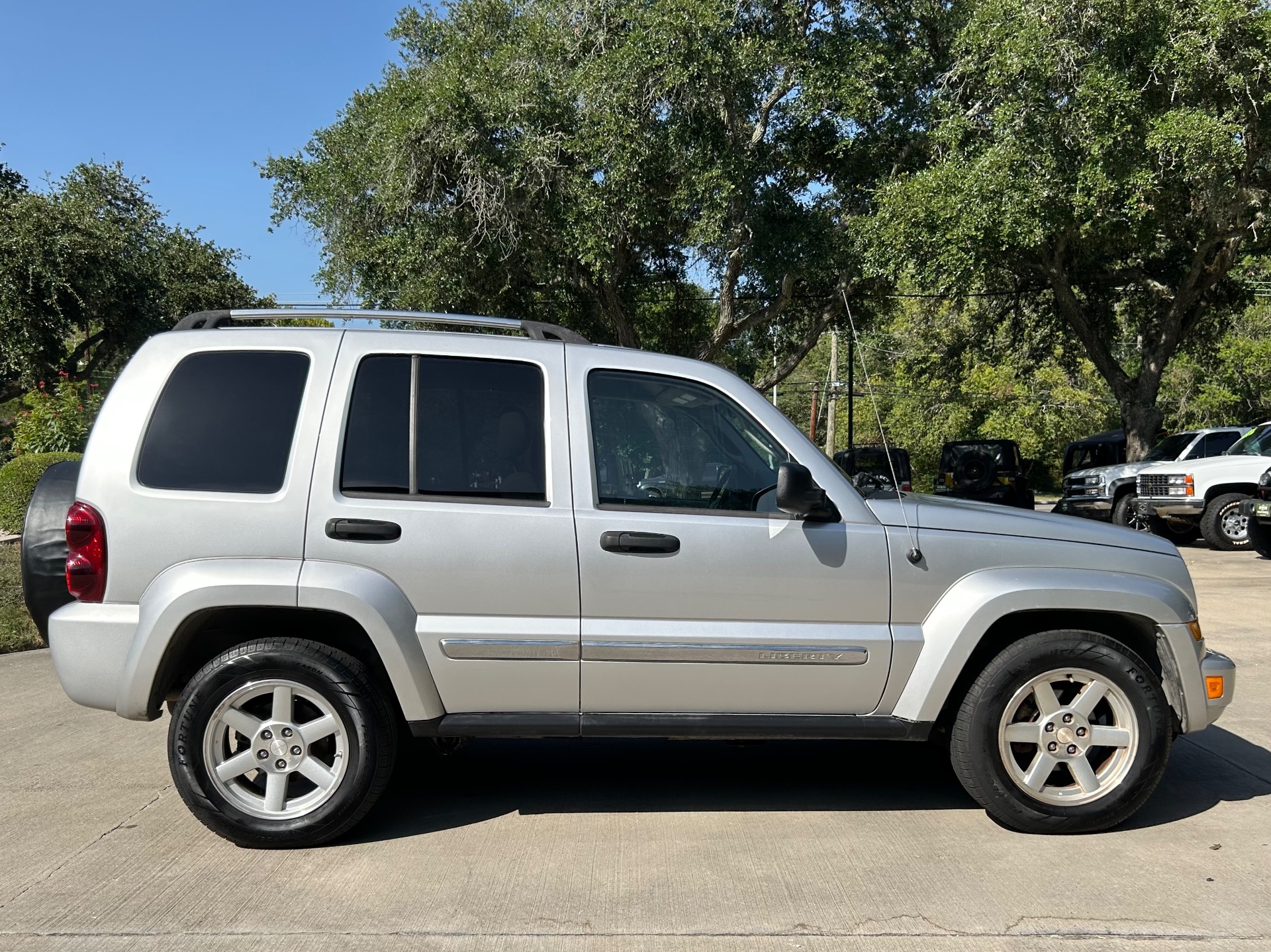 Used-2007-Jeep-Liberty-Limited-Limited