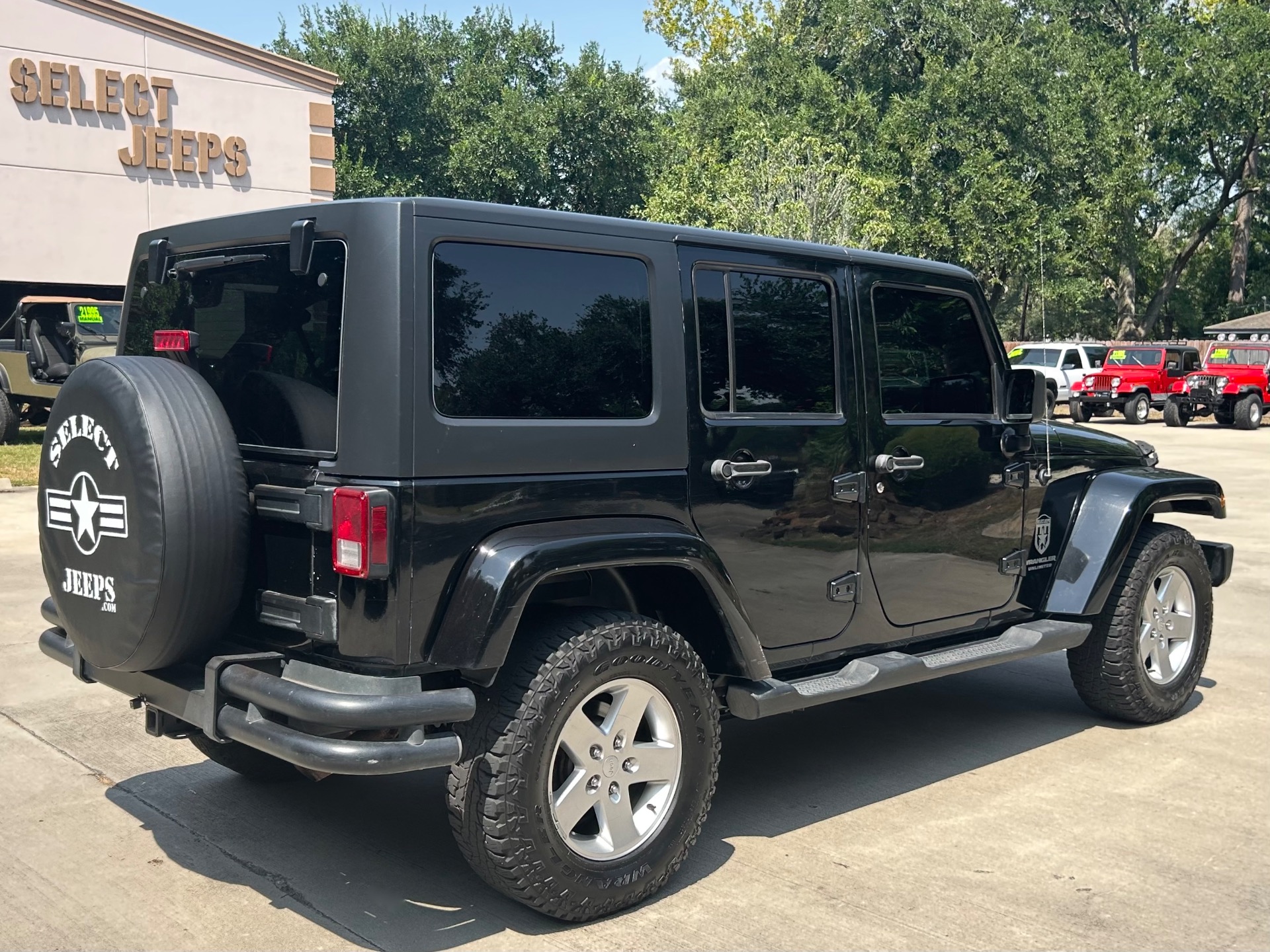 Used-2008-Jeep-Wrangler-Unlimited-Sahara