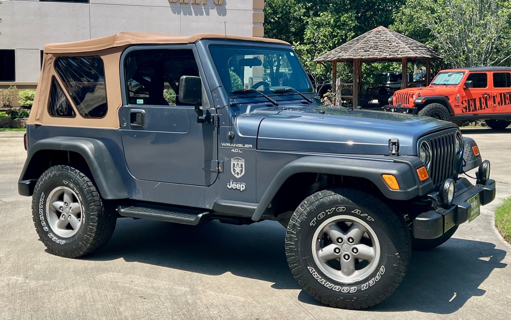 Used-2001-Jeep-Wrangler-Sport-Sport