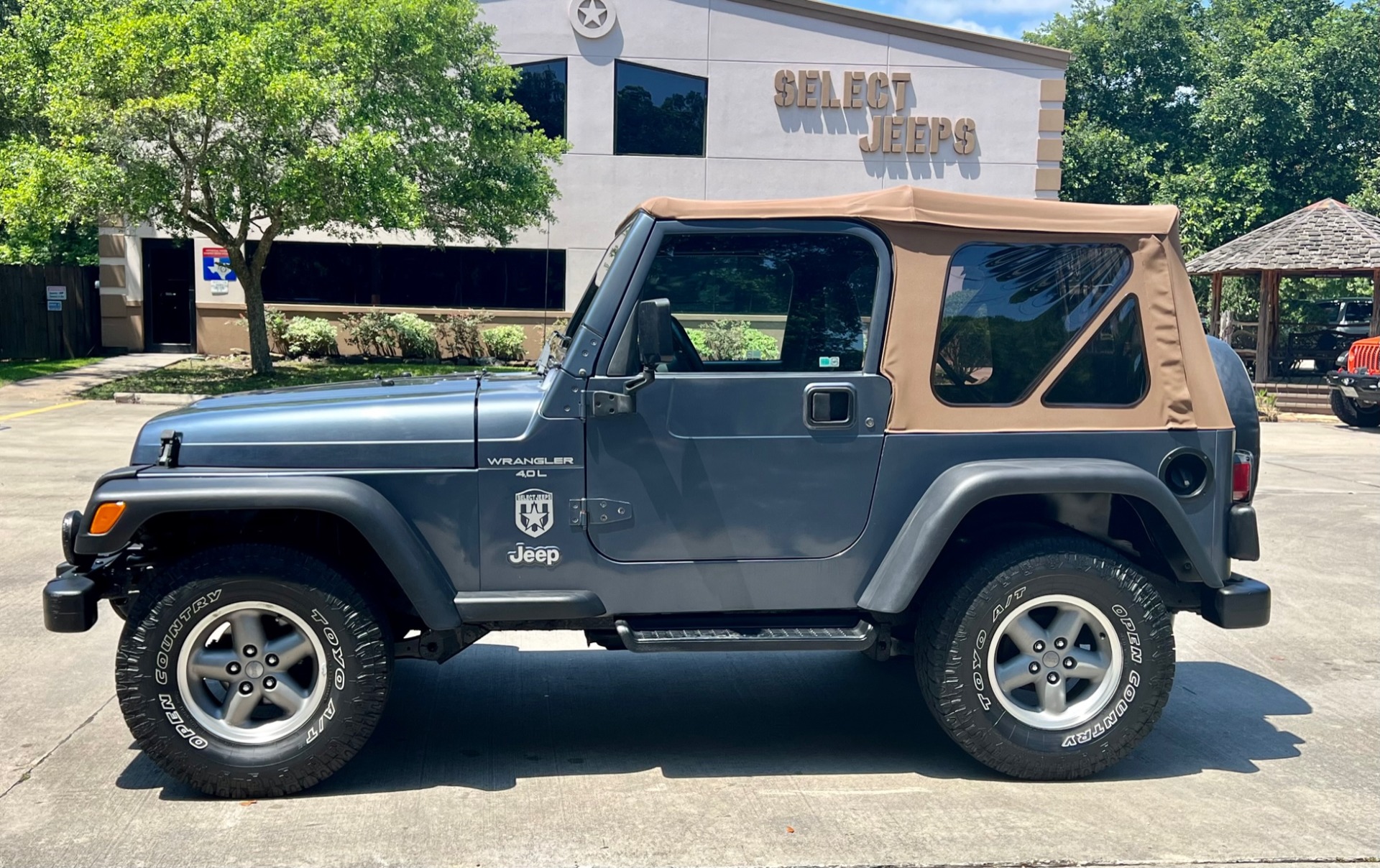 Used-2001-Jeep-Wrangler-Sport-Sport