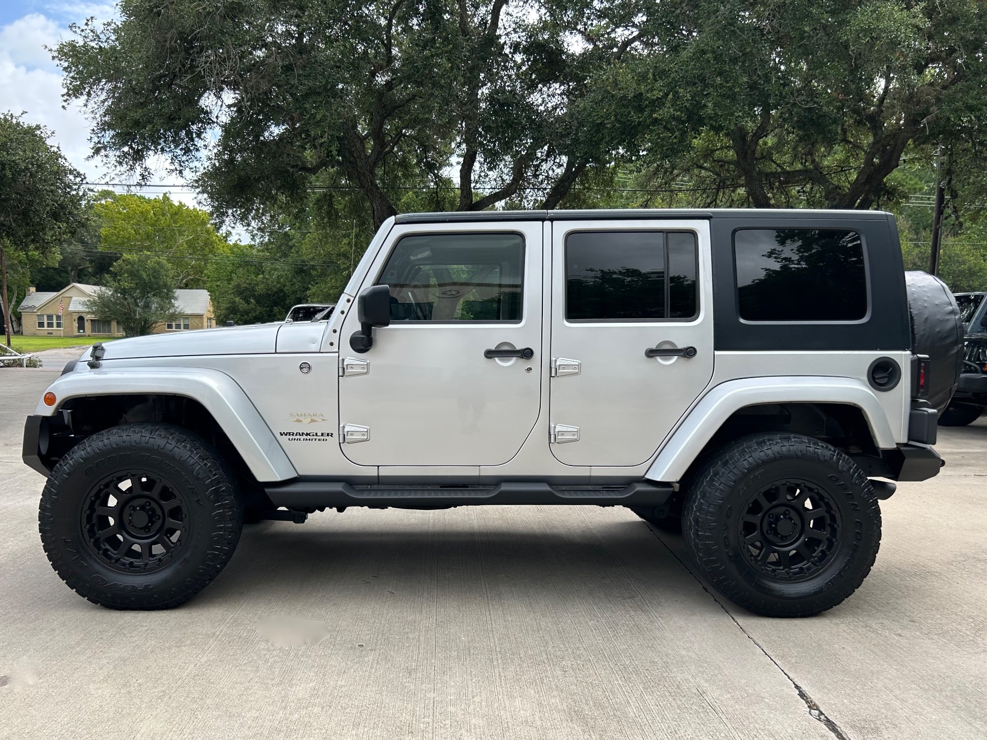 Used-2008-Jeep-Wrangler-Unlimited-Sahara-Sahara