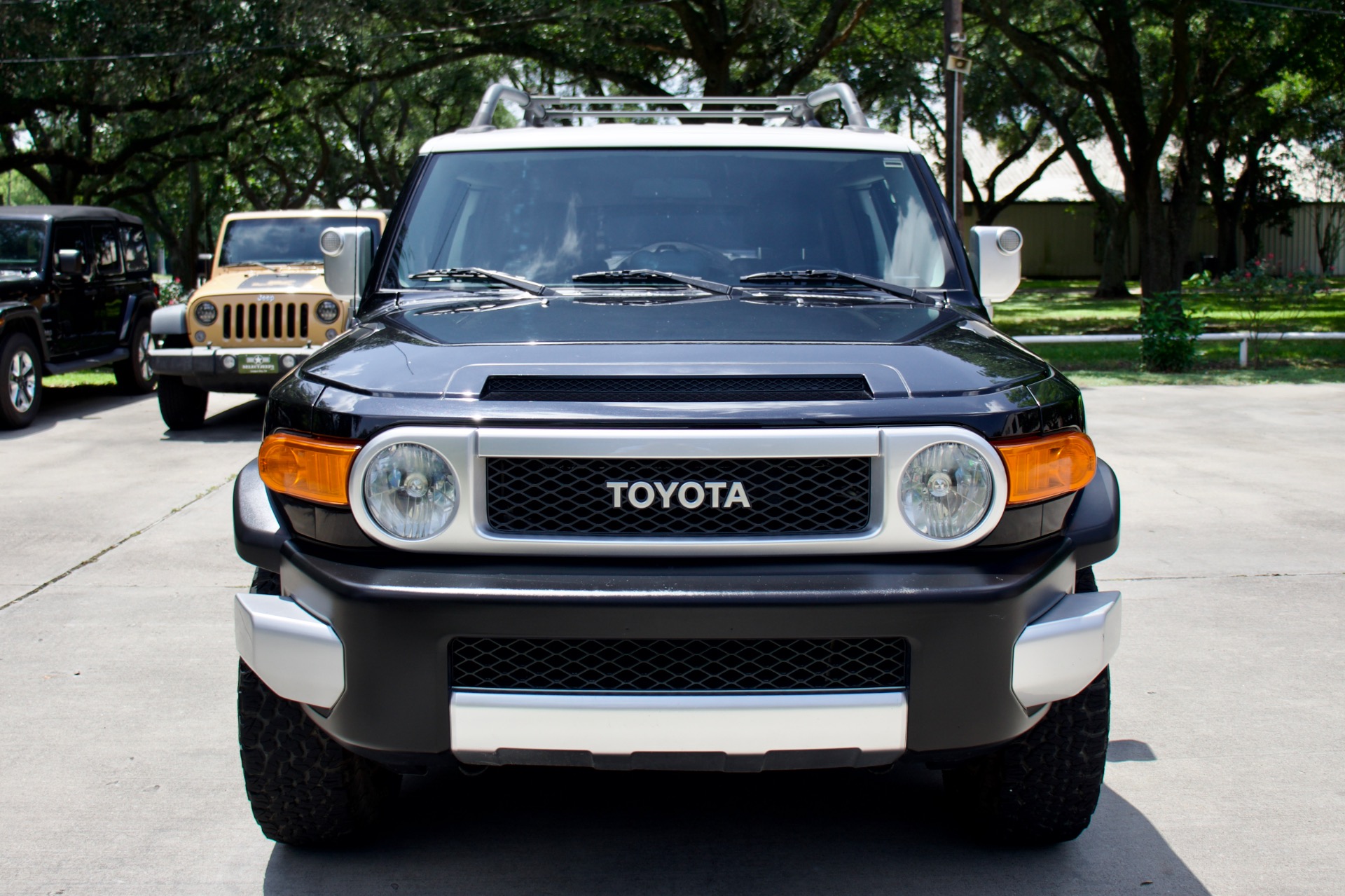 Used-2007-Toyota-FJ-Cruiser