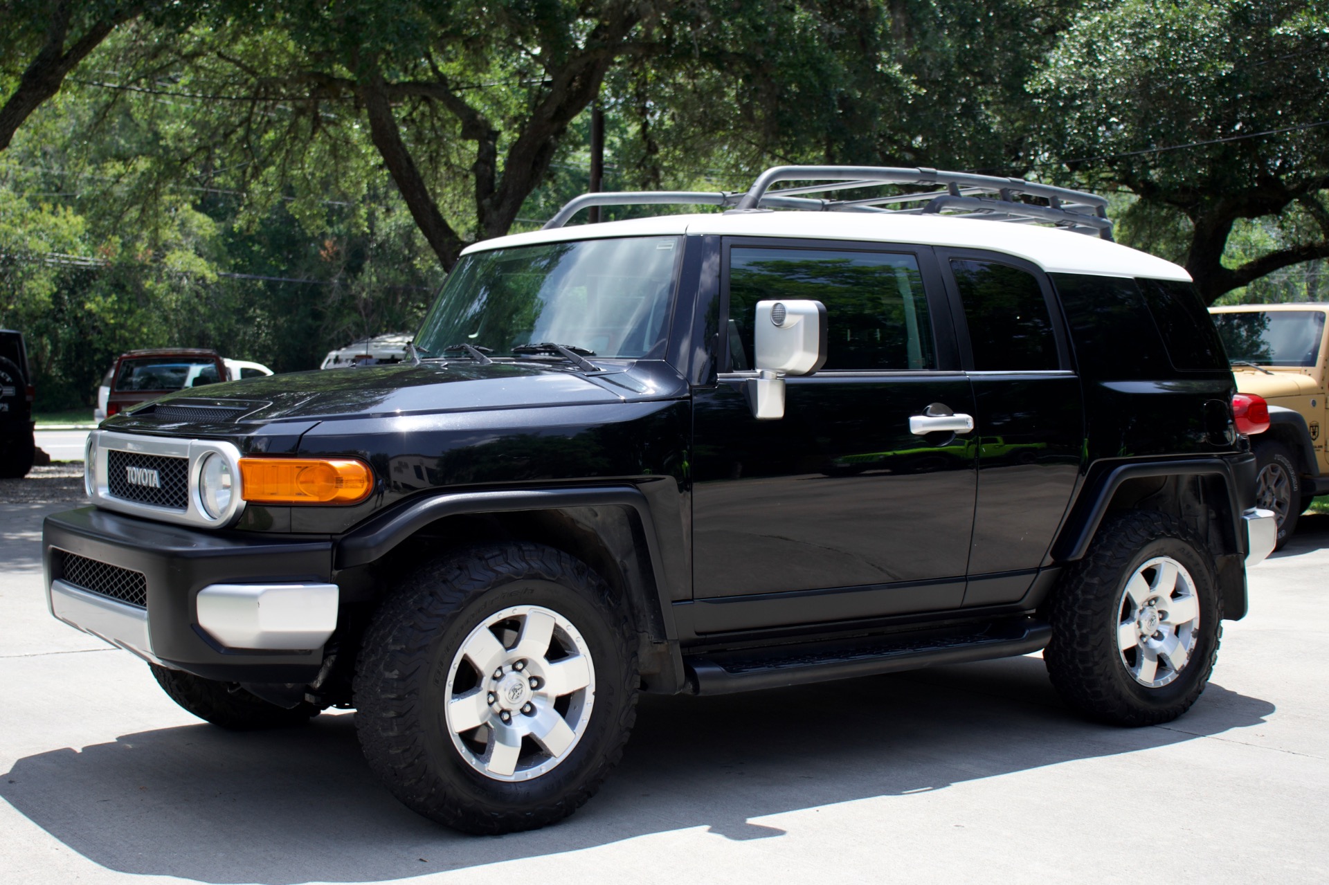 Used-2007-Toyota-FJ-Cruiser