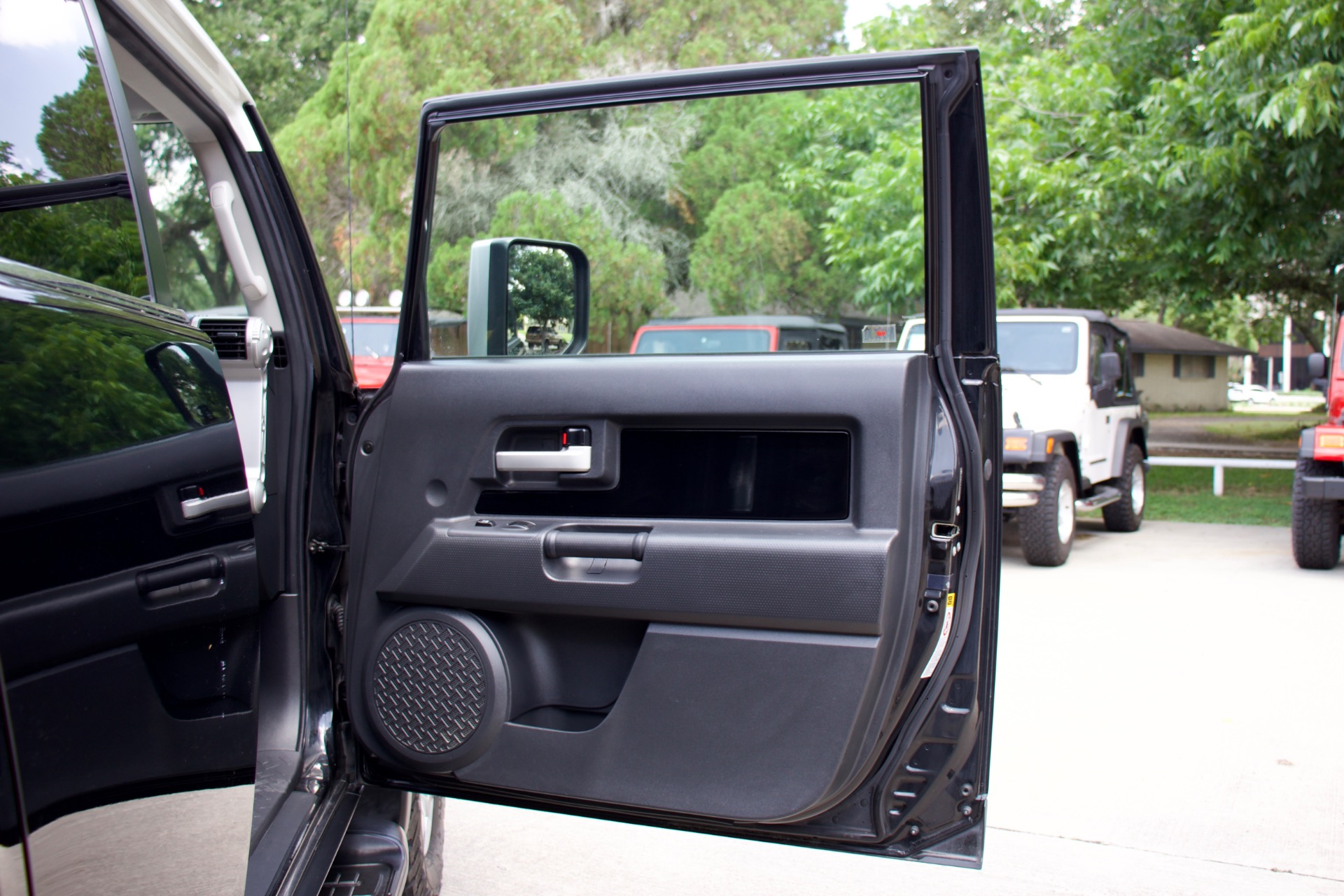 Used-2007-Toyota-FJ-Cruiser