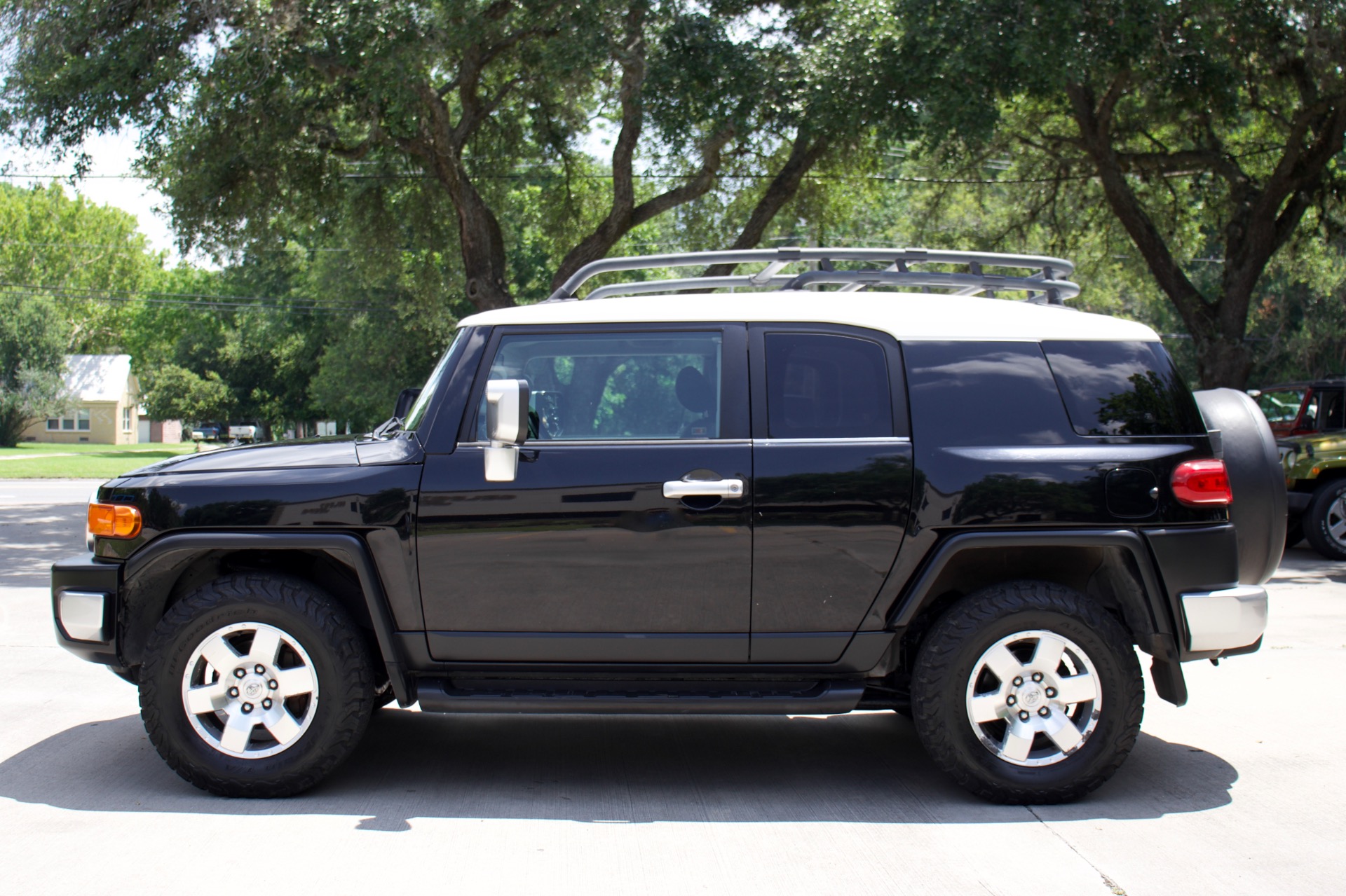 Used-2007-Toyota-FJ-Cruiser