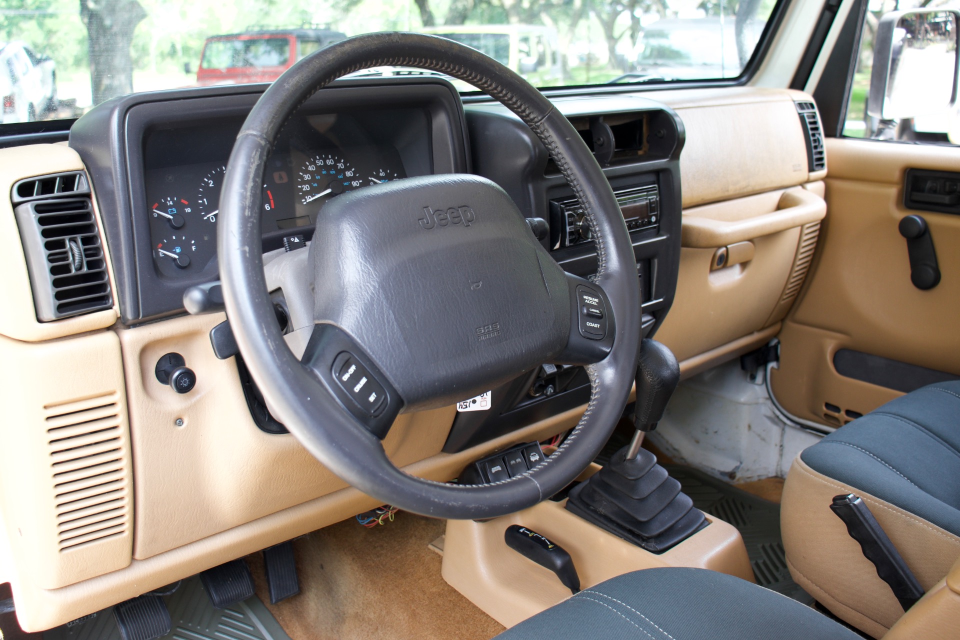 Used-1998-Jeep-Wrangler-Sahara