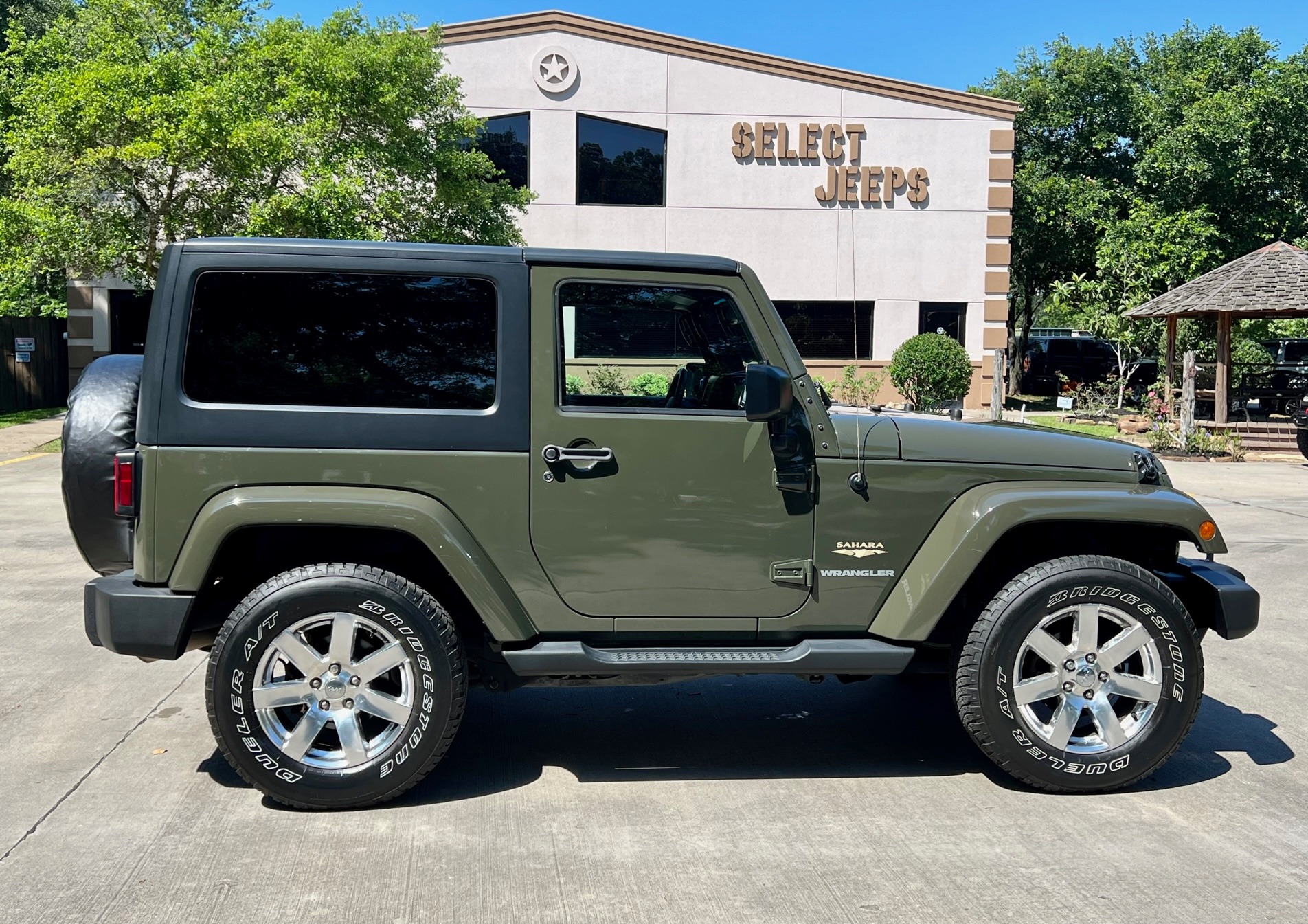 Used-2015-Jeep-Wrangler-Sahara