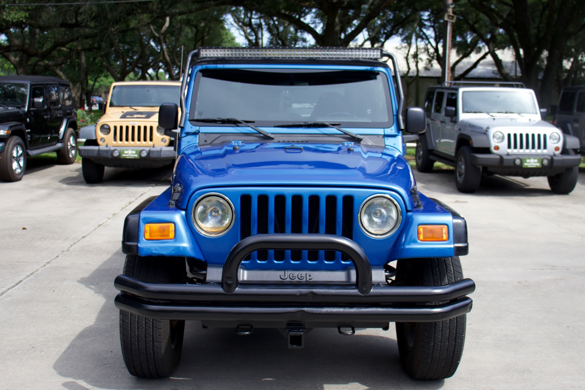 Used-2002-Jeep-Wrangler-SE