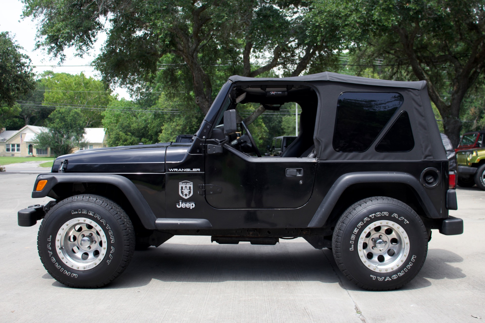 Used-2001-Jeep-Wrangler-SE