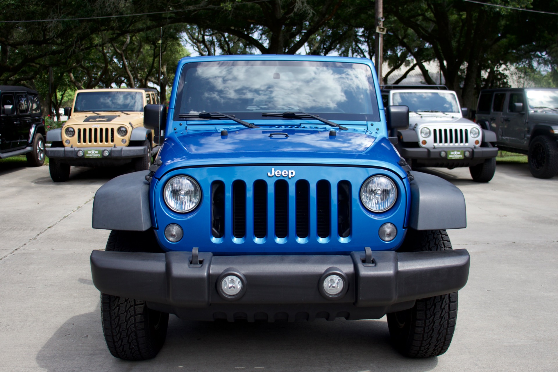 Used-2016-Jeep-Wrangler-Unlimited-Rubicon-Rubicon