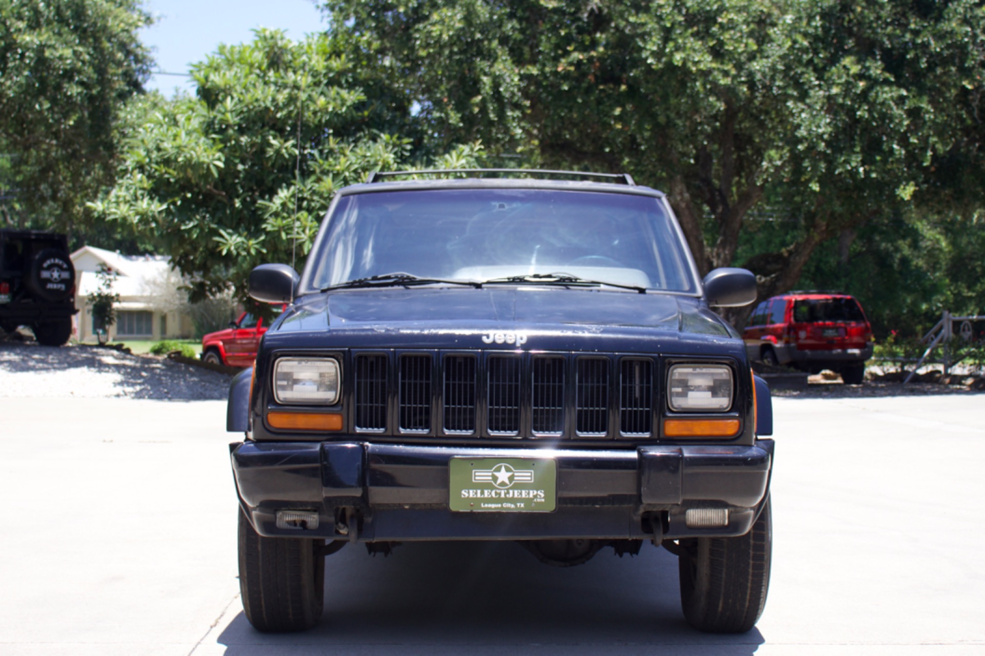 Used-2001-Jeep-Cherokee-Limited