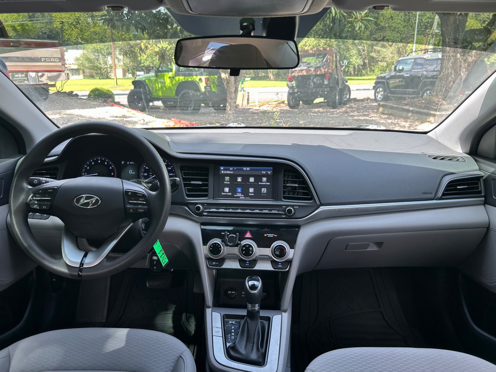 Used-2019-Hyundai-ELANTRA-SEL