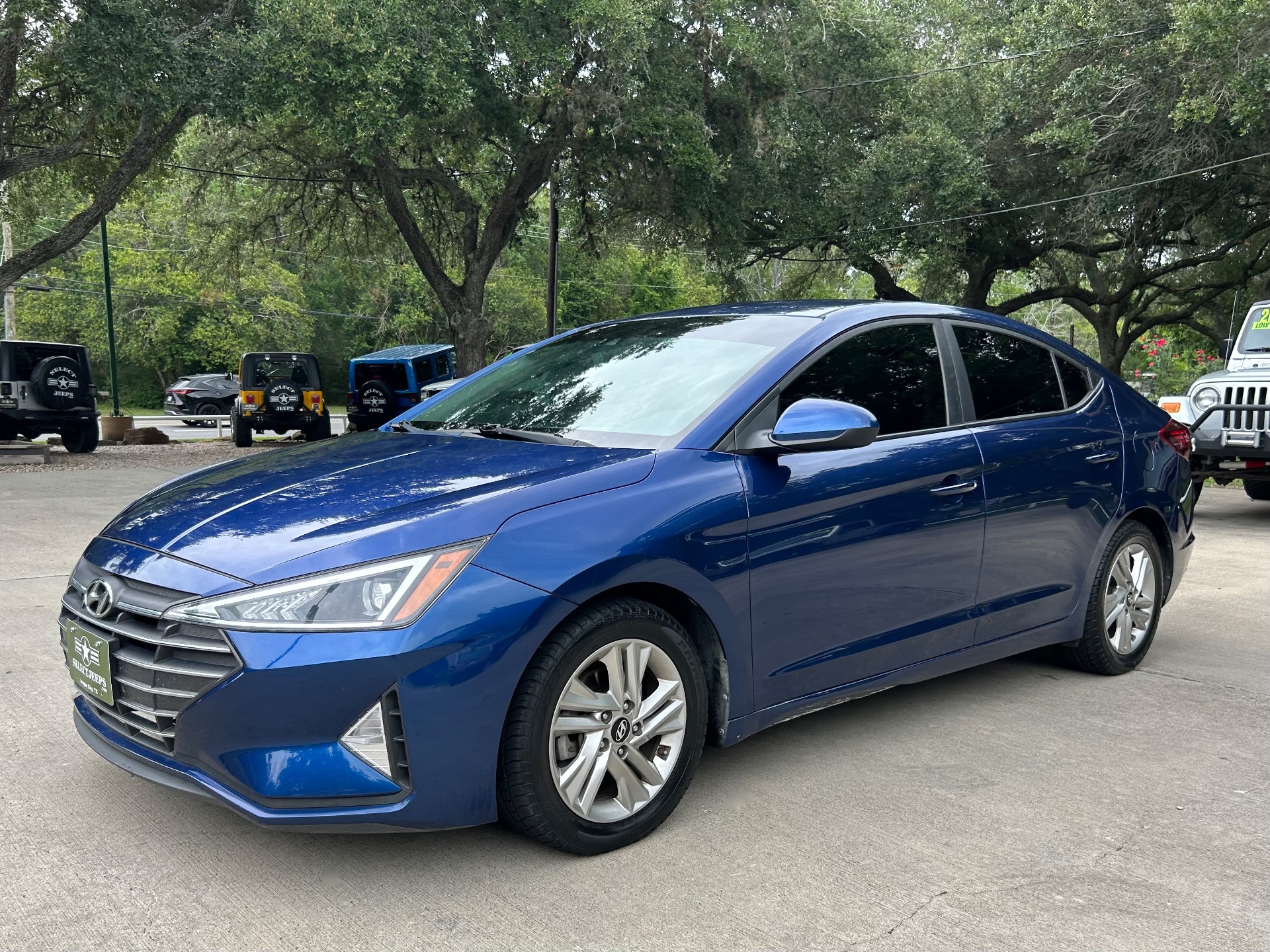 Used-2019-Hyundai-ELANTRA-SEL