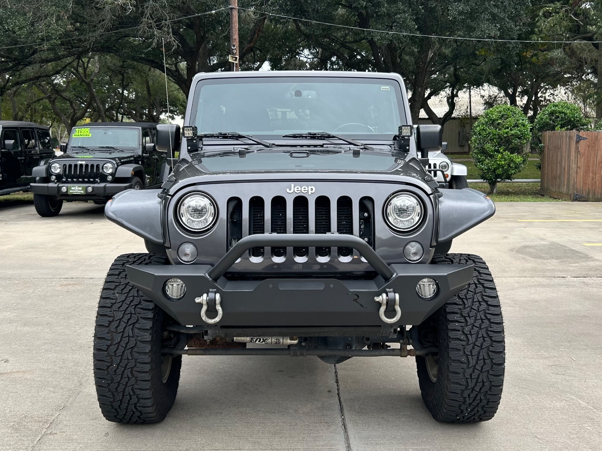 Used-2017-Jeep-Wrangler-Unlimited-Rubicon