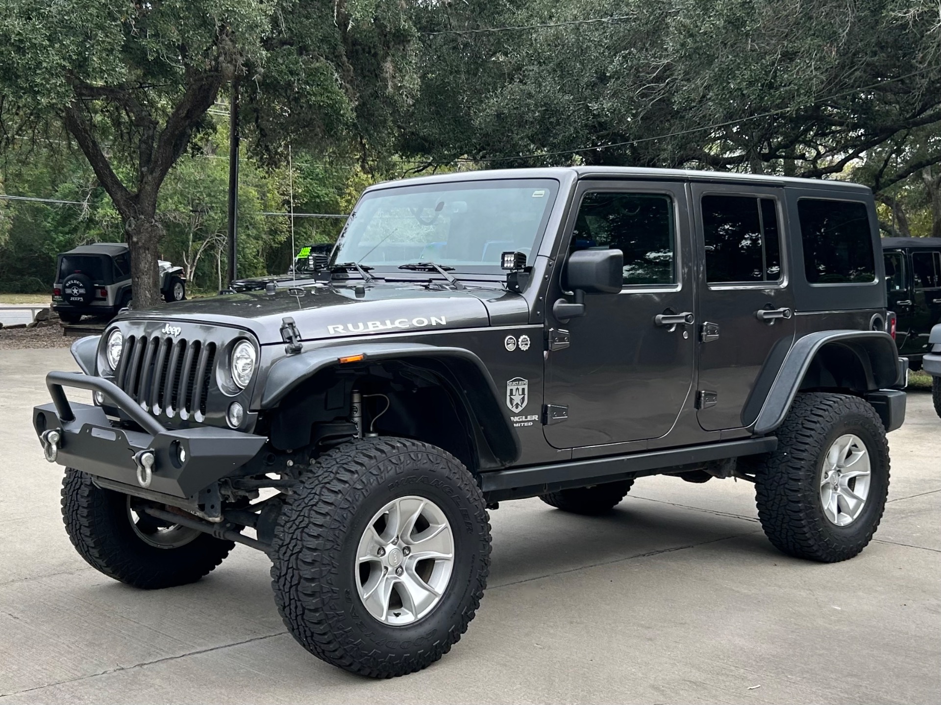 Used-2017-Jeep-Wrangler-Unlimited-Rubicon