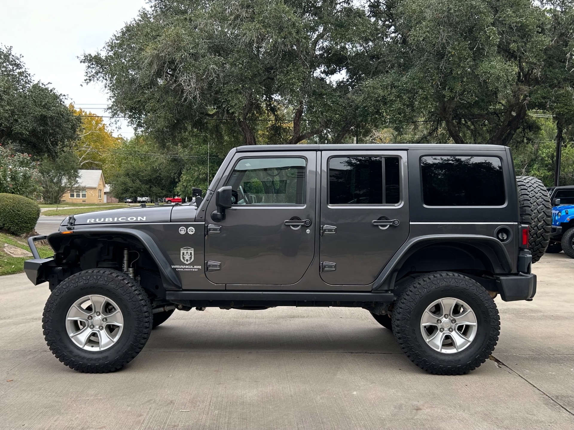 Used-2017-Jeep-Wrangler-Unlimited-Rubicon