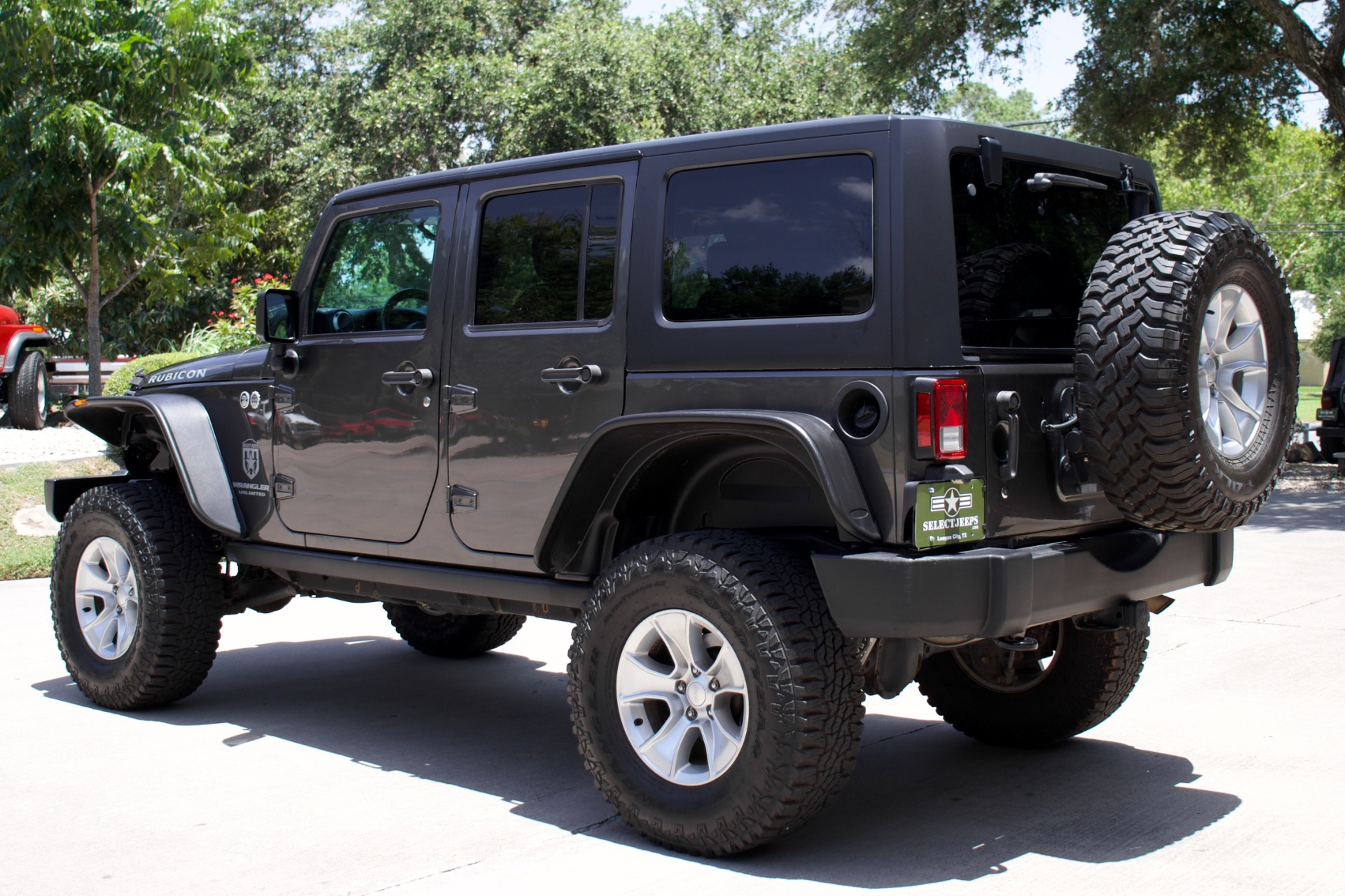 Used-2017-Jeep-Wrangler-Unlimited-Rubicon