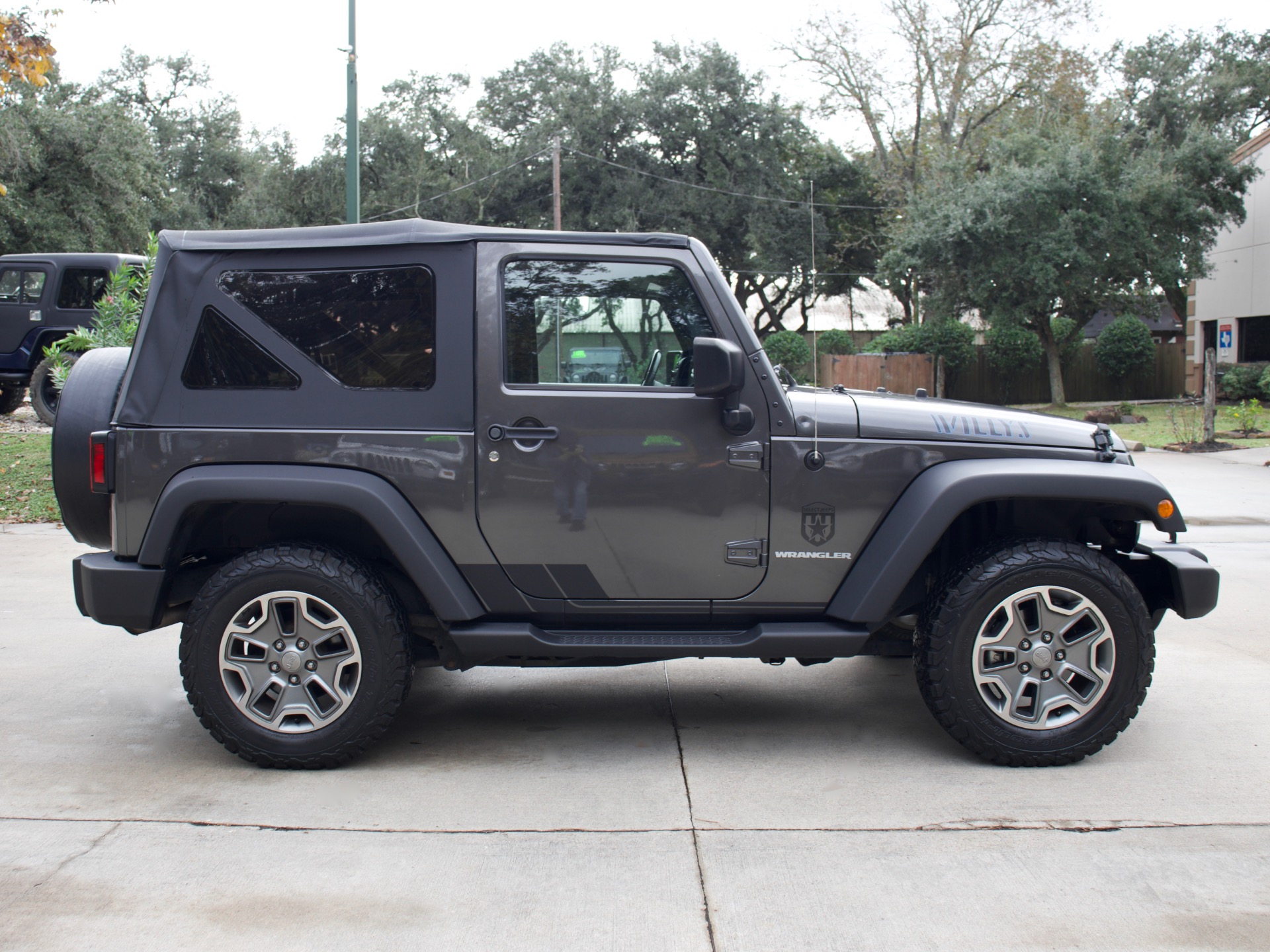 Used-2016-Jeep-Wrangler-Sport-S