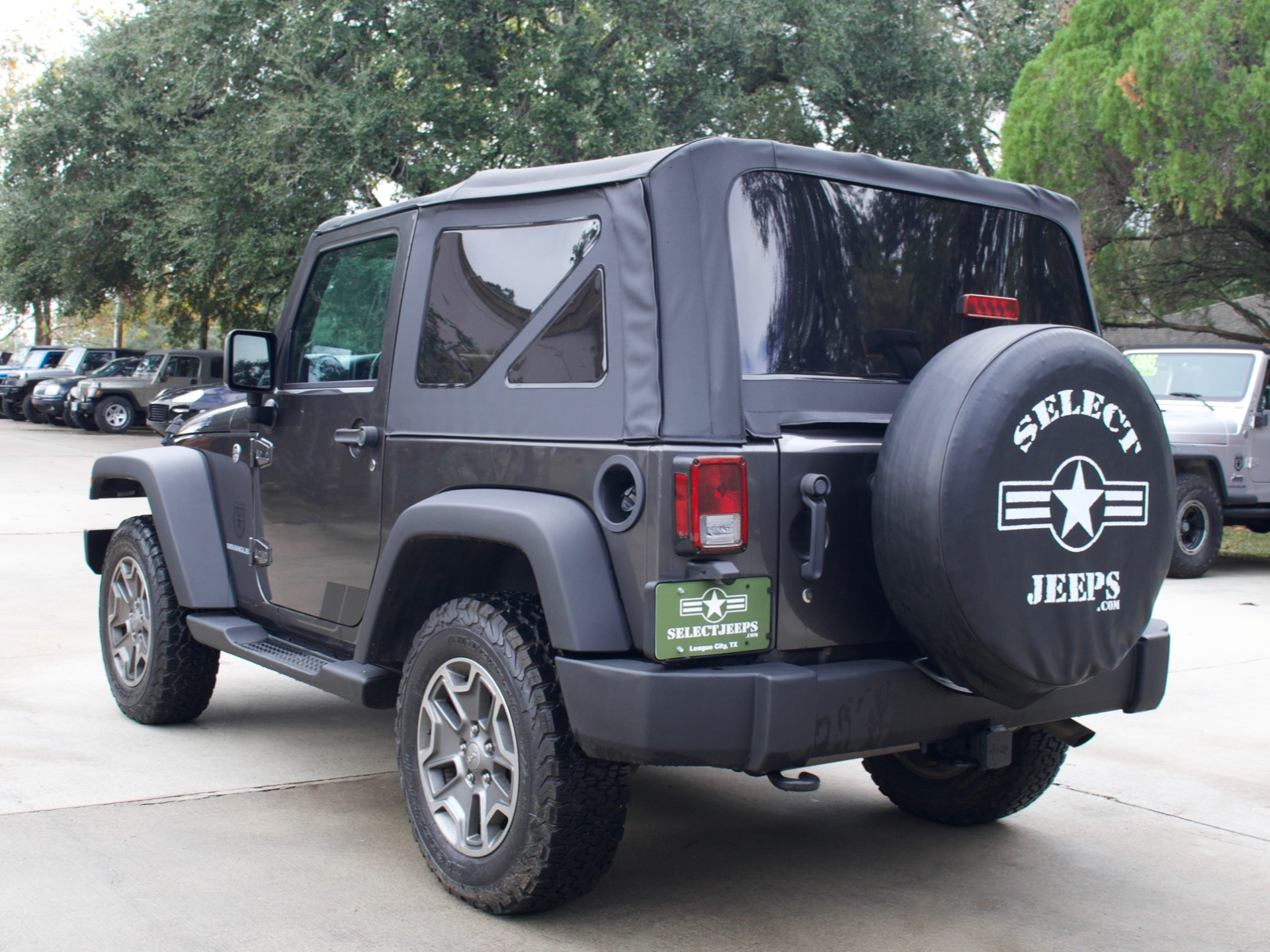 Used-2016-Jeep-Wrangler-Sport-S