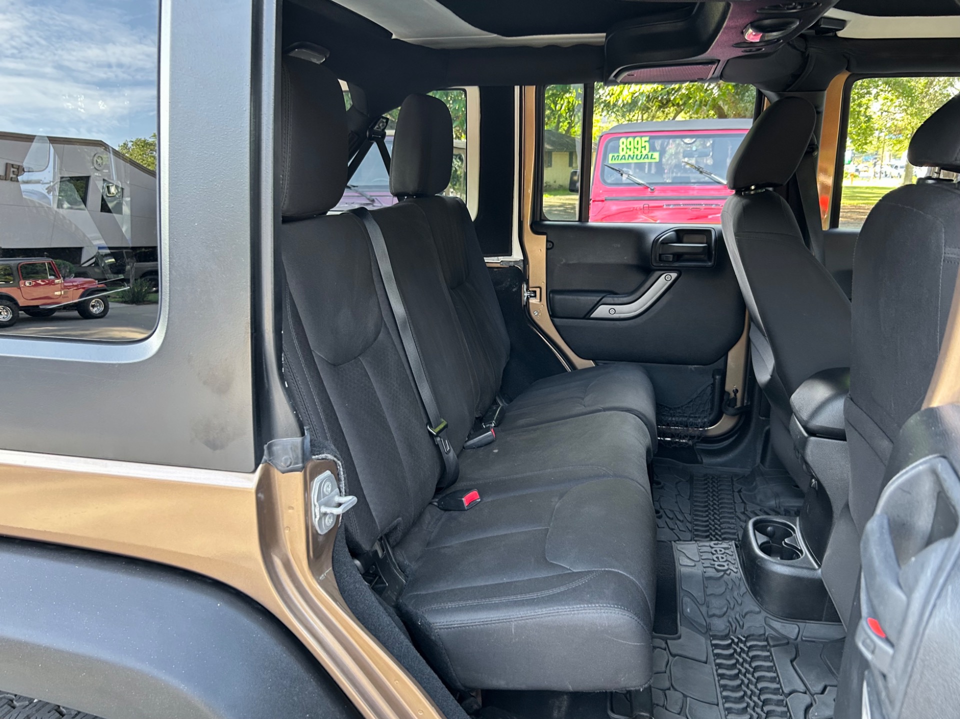 Used-2015-Jeep-Wrangler-Unlimited-Sport