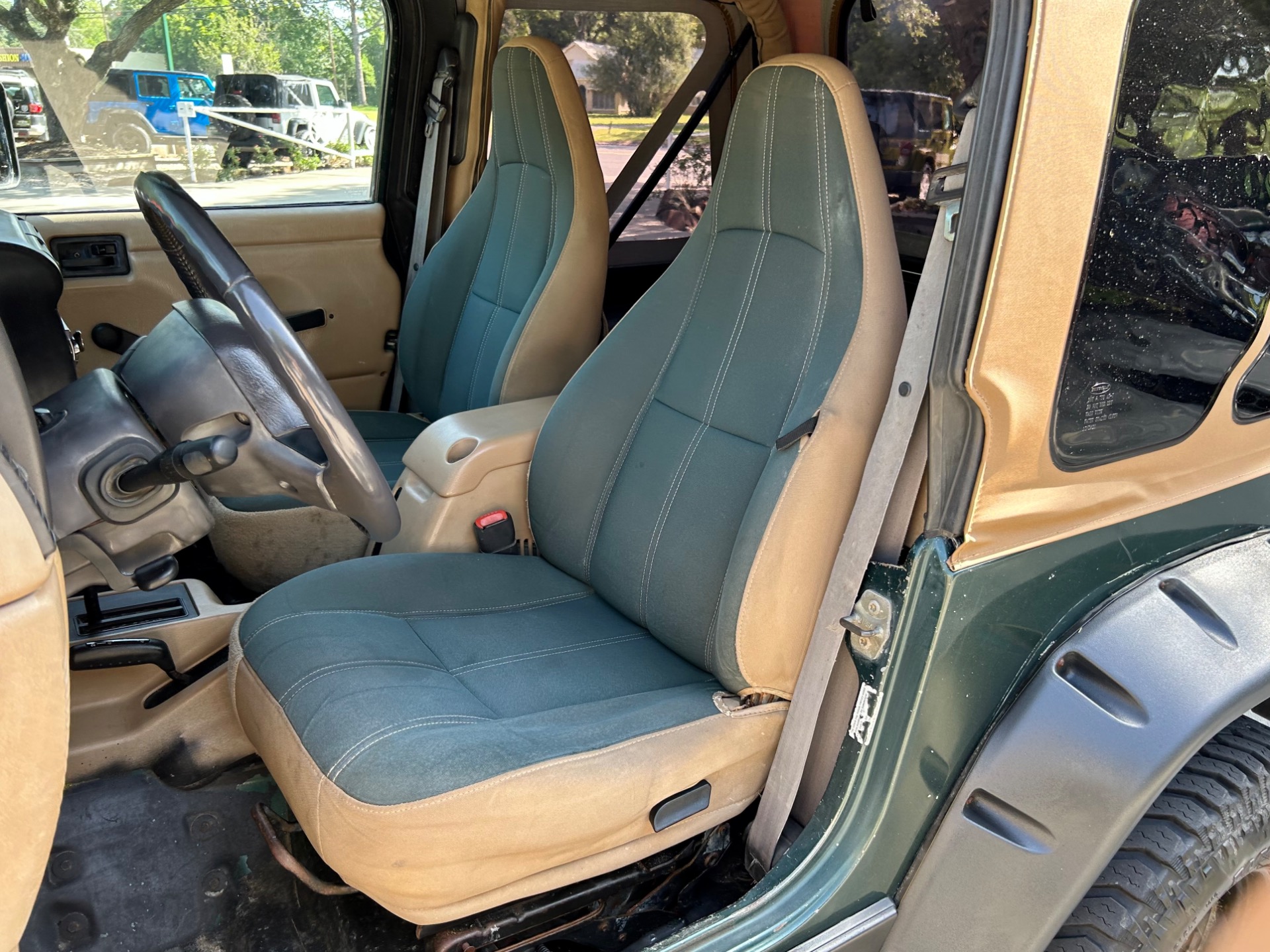 Used-2001-Jeep-Wrangler-Sahara