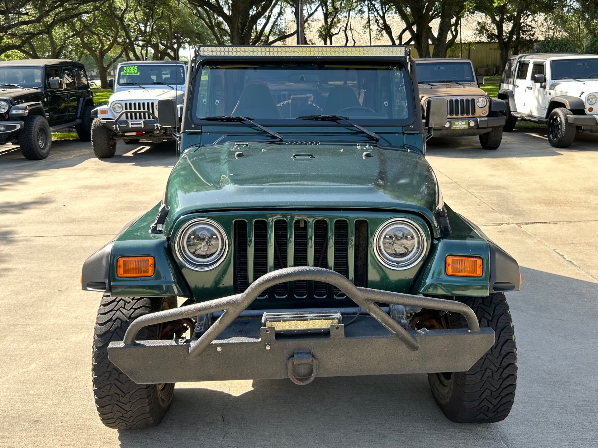Used-2001-Jeep-Wrangler-Sahara