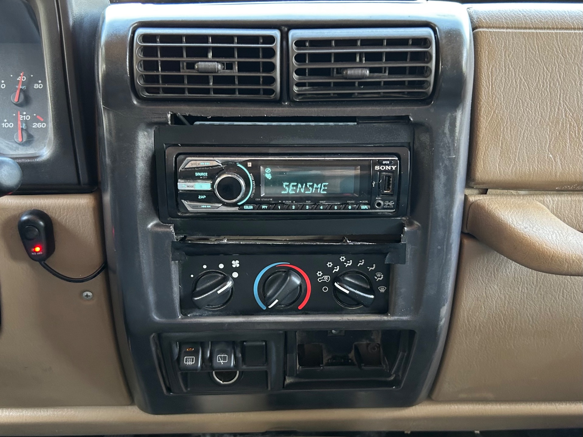 Used-2001-Jeep-Wrangler-Sahara