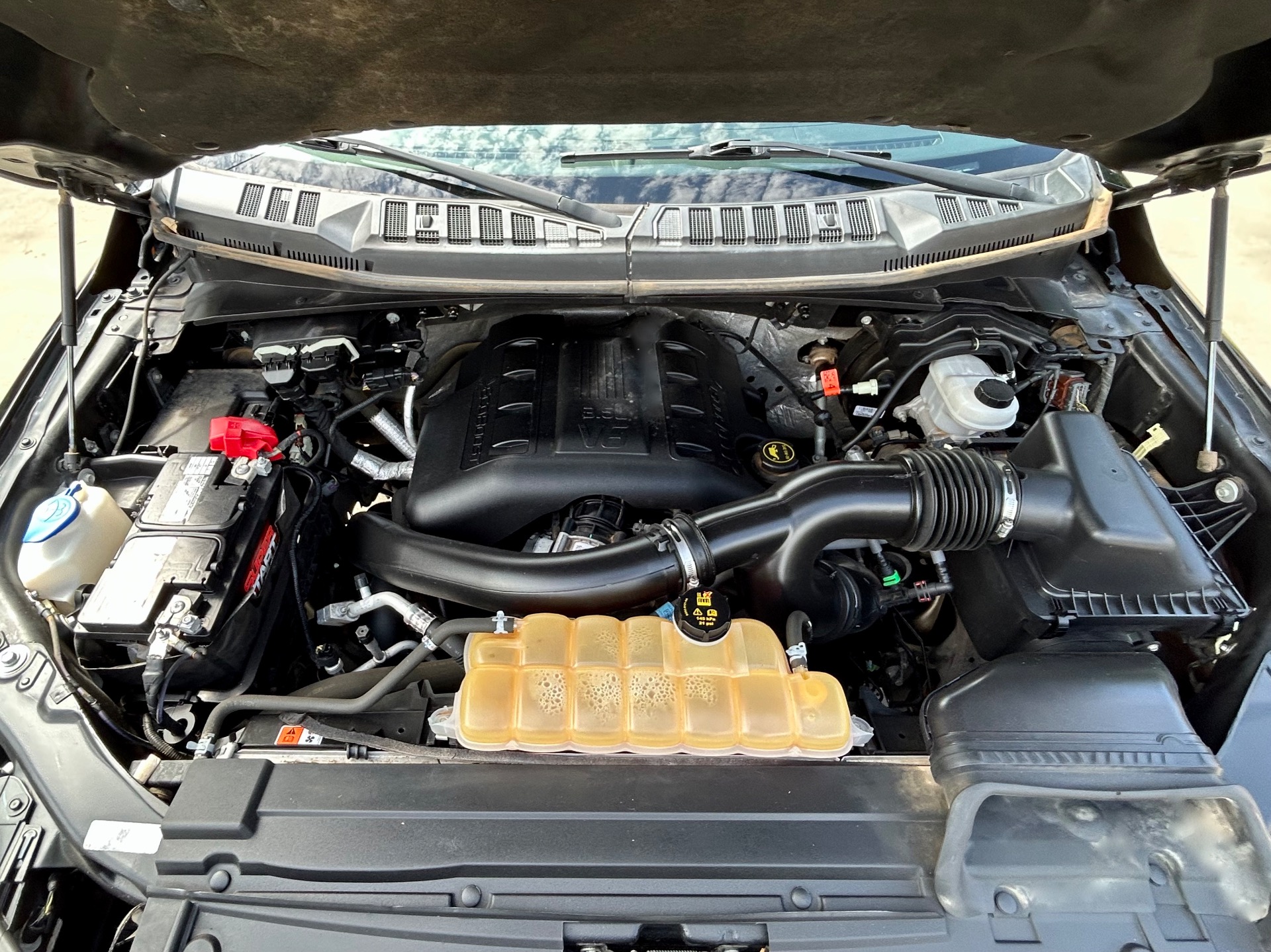 Used-2016-Ford-F-150-XLT