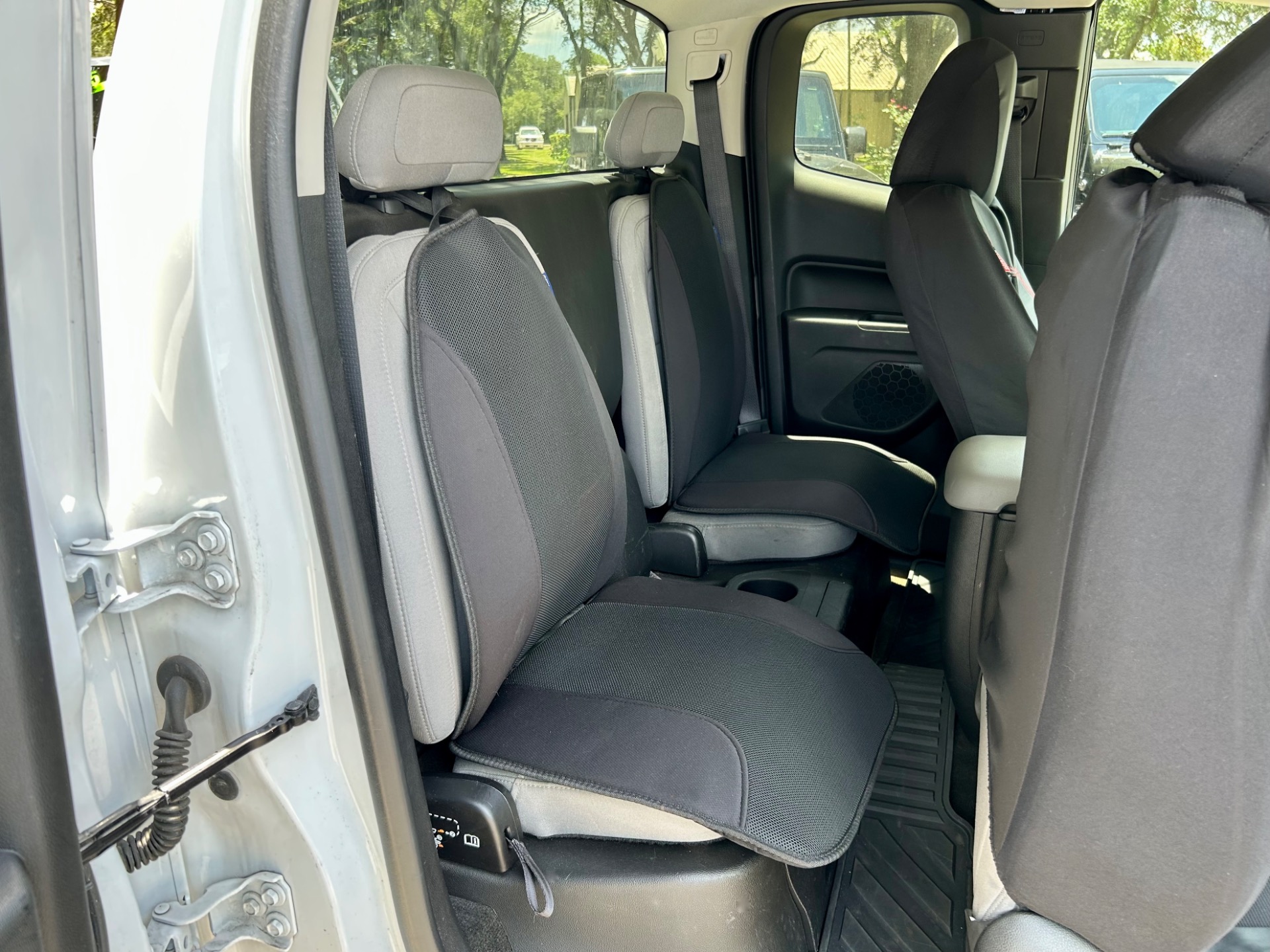 Used-2016-Chevrolet-Colorado-LT