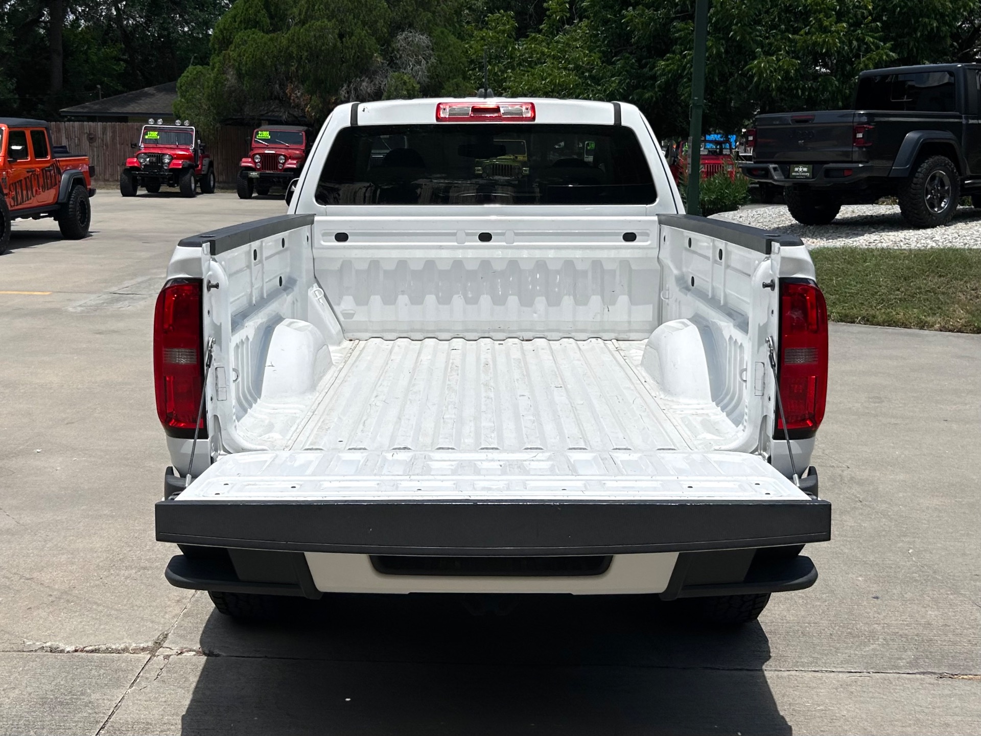 Used-2016-Chevrolet-Colorado-LT