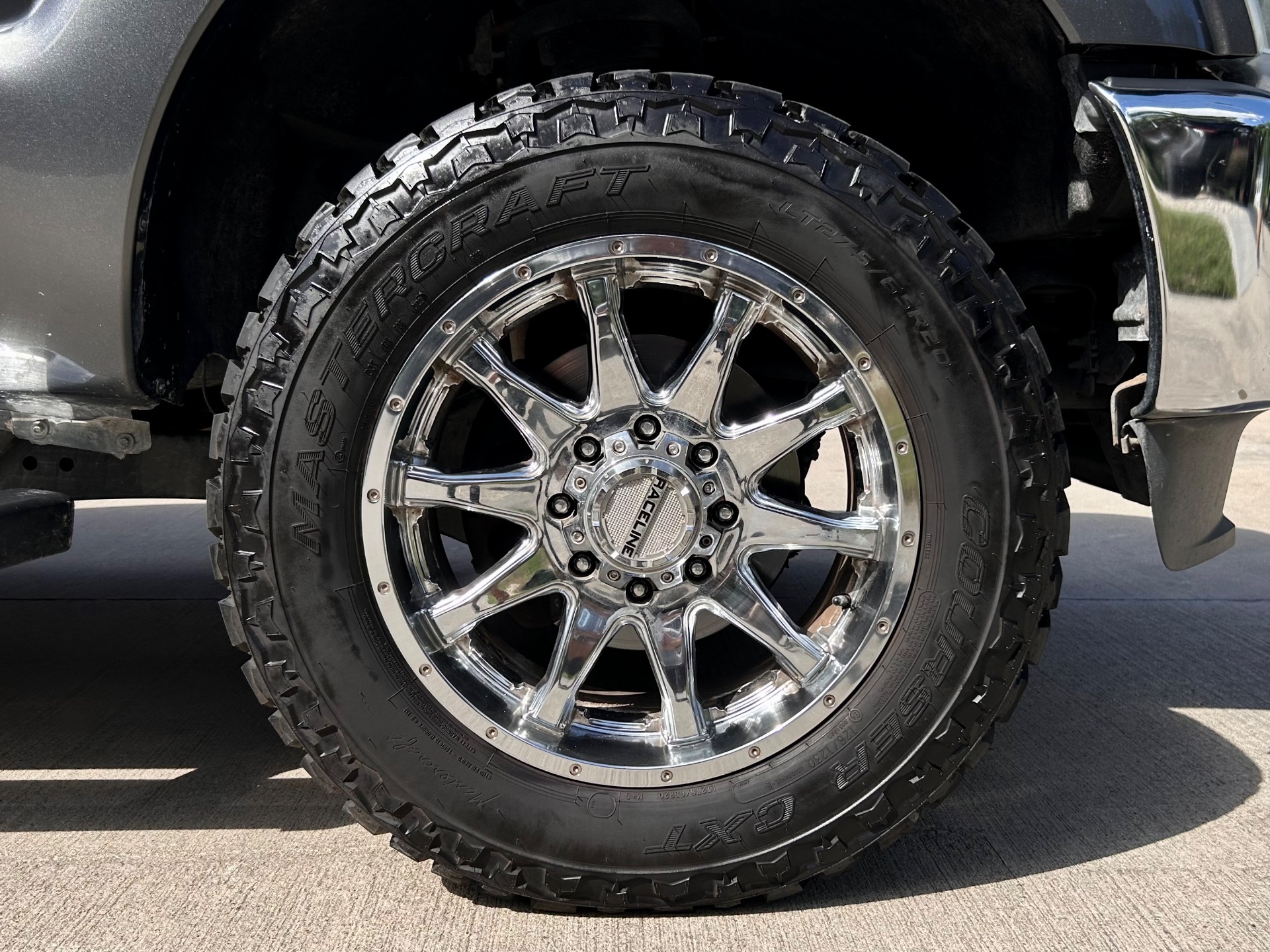 Used-2016-Ford-F-250-Super-Duty-Lariat