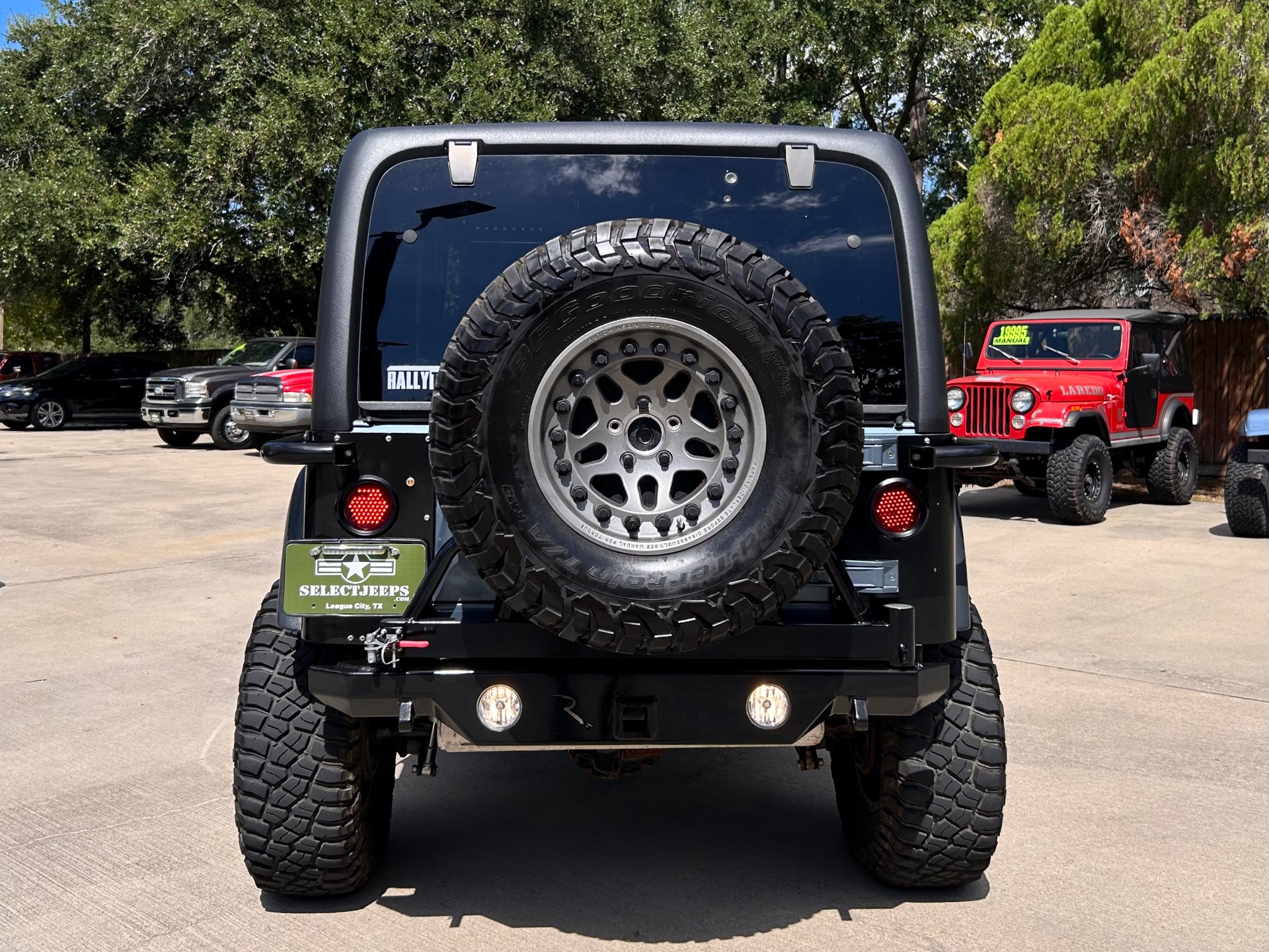 Used-1998-Jeep-Wrangler-Sport